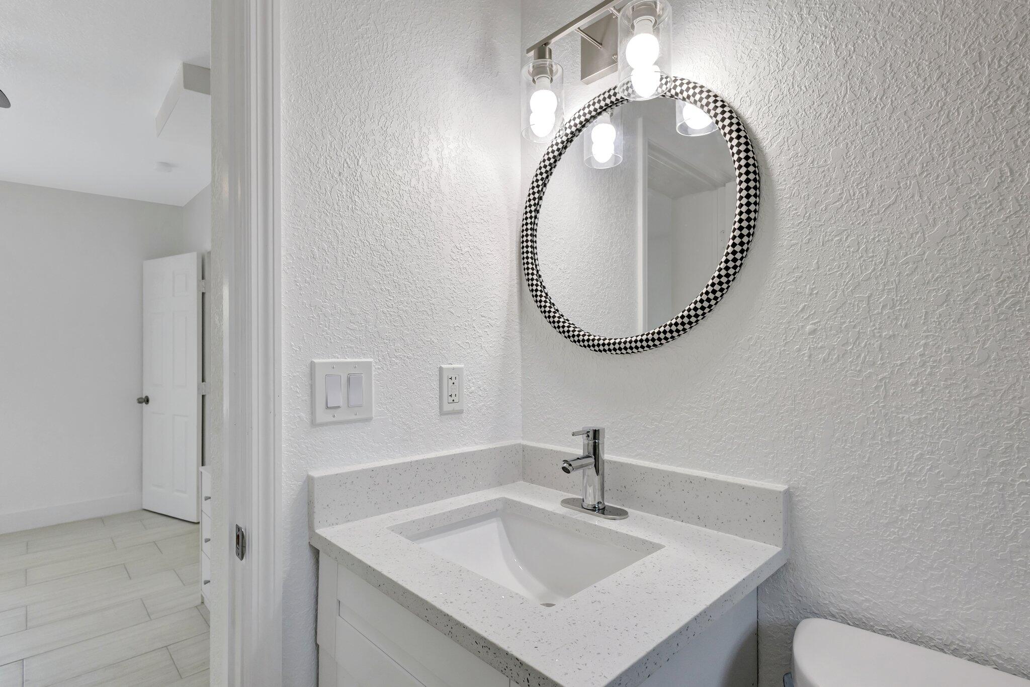 3837 Ne Melba Drive Property Photo 28