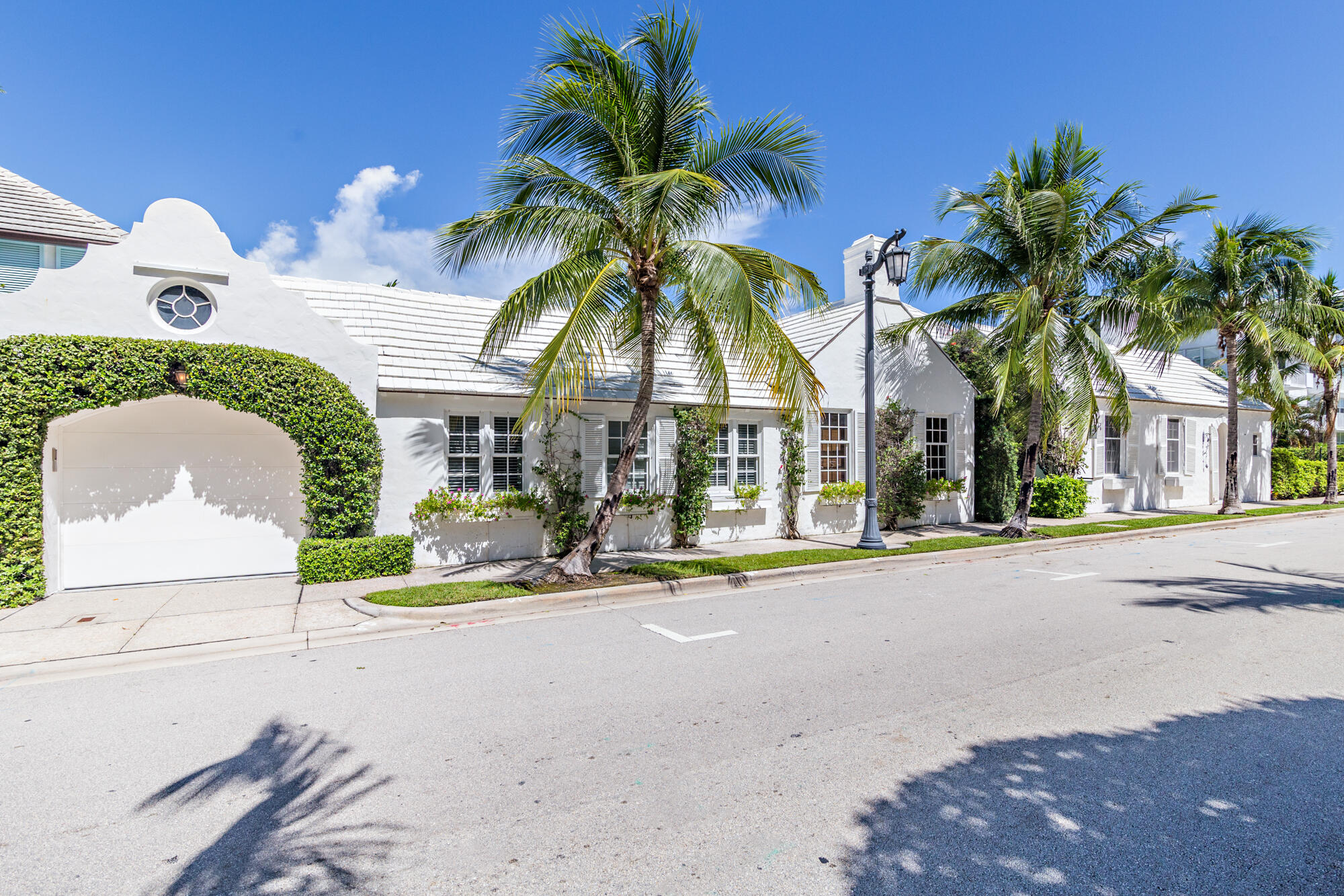 417 Peruvian Avenue 1 Property Photo 6