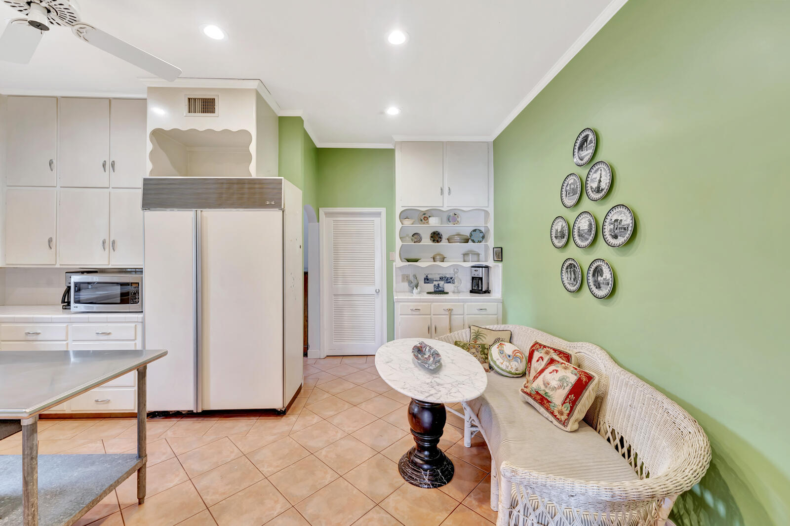 3655 Flamingo Drive Property Photo 10