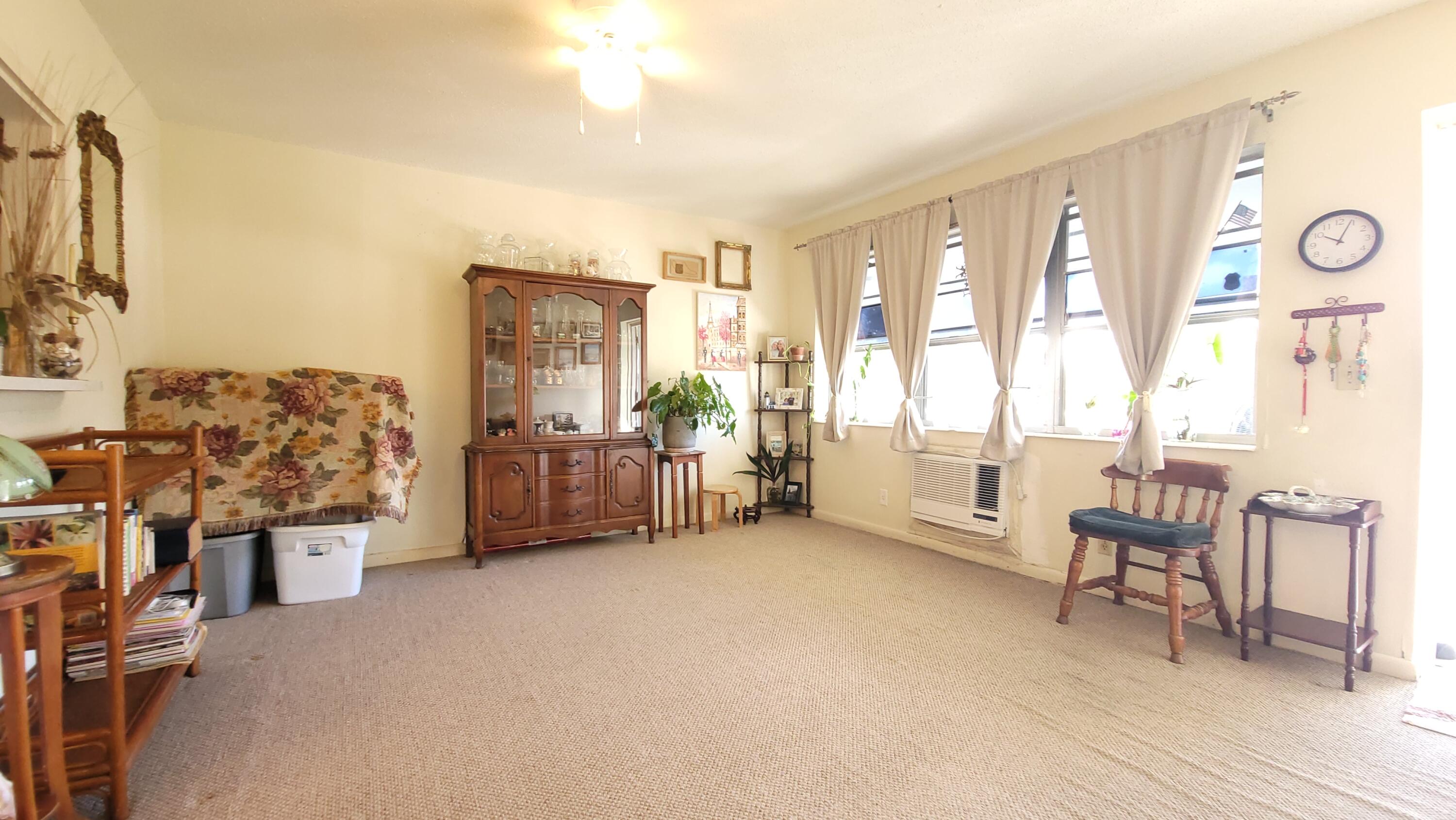 159 Cambridge G Property Photo 4