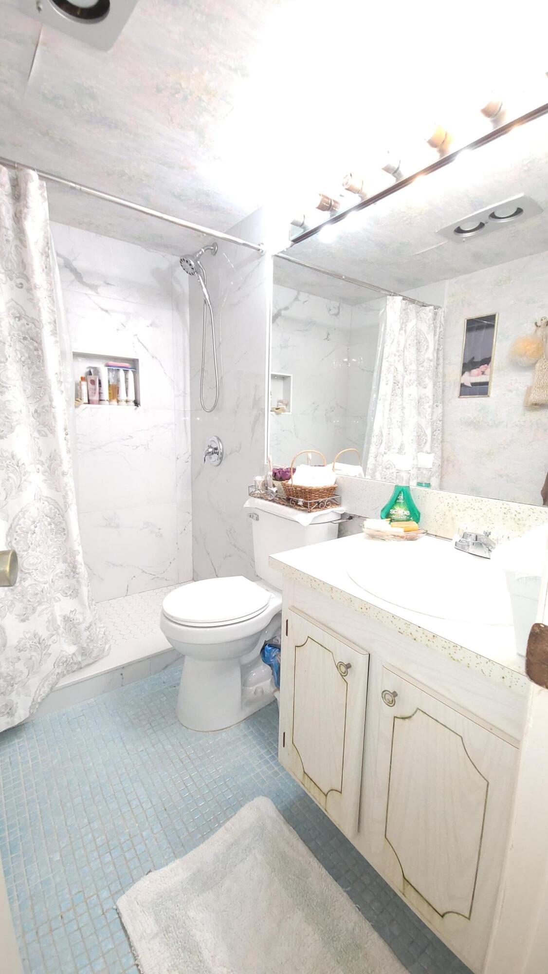 159 Cambridge G Property Photo 13