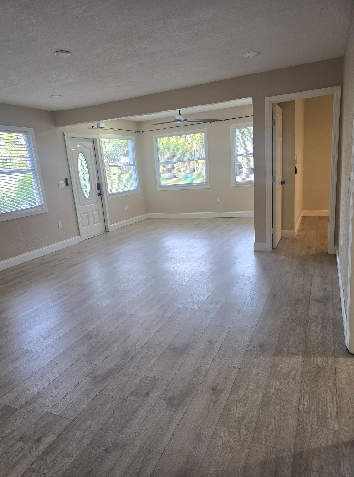 1806 Sw 2 Avenue Property Photo 7
