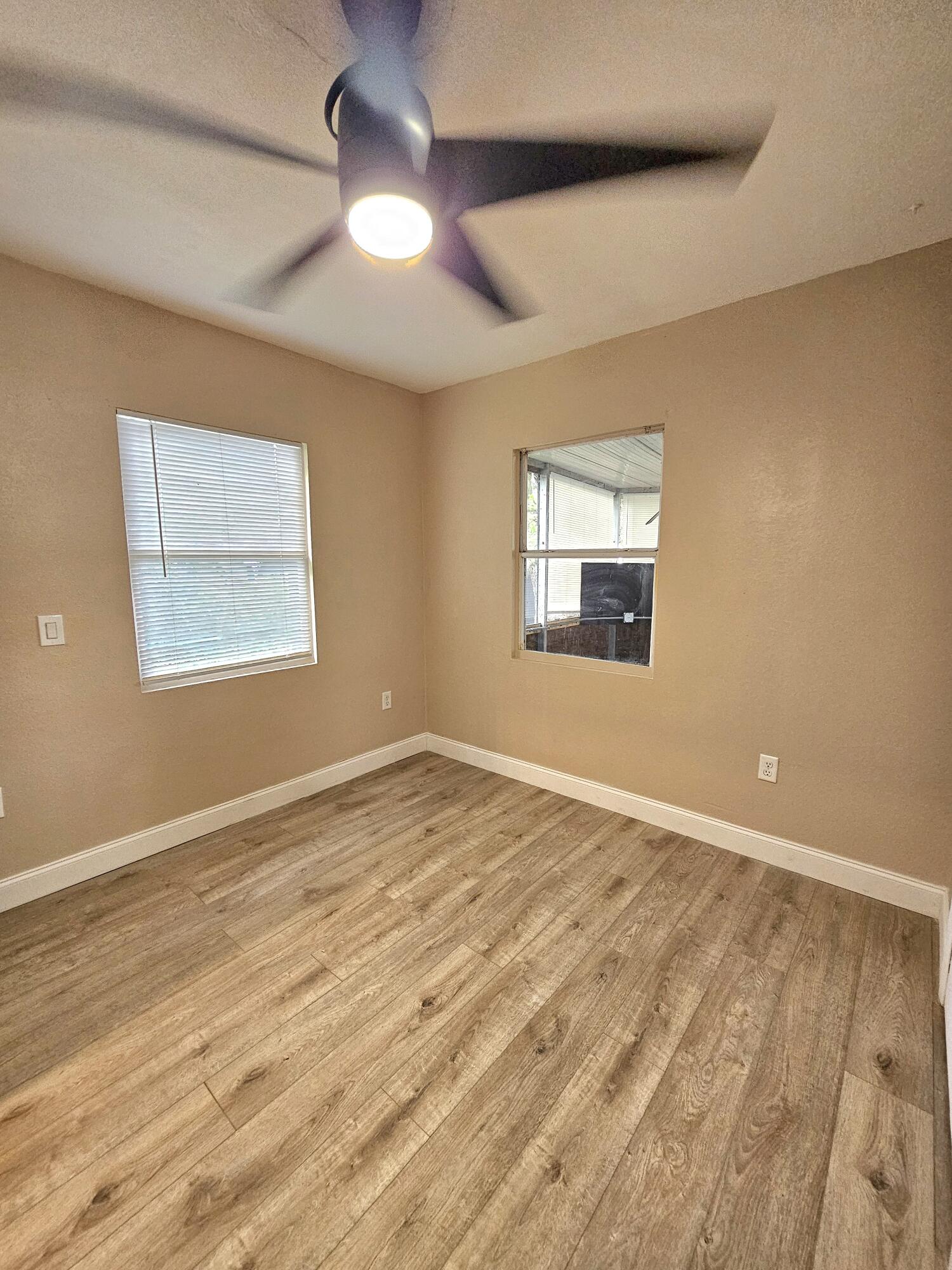 1806 Sw 2 Avenue Property Photo 11