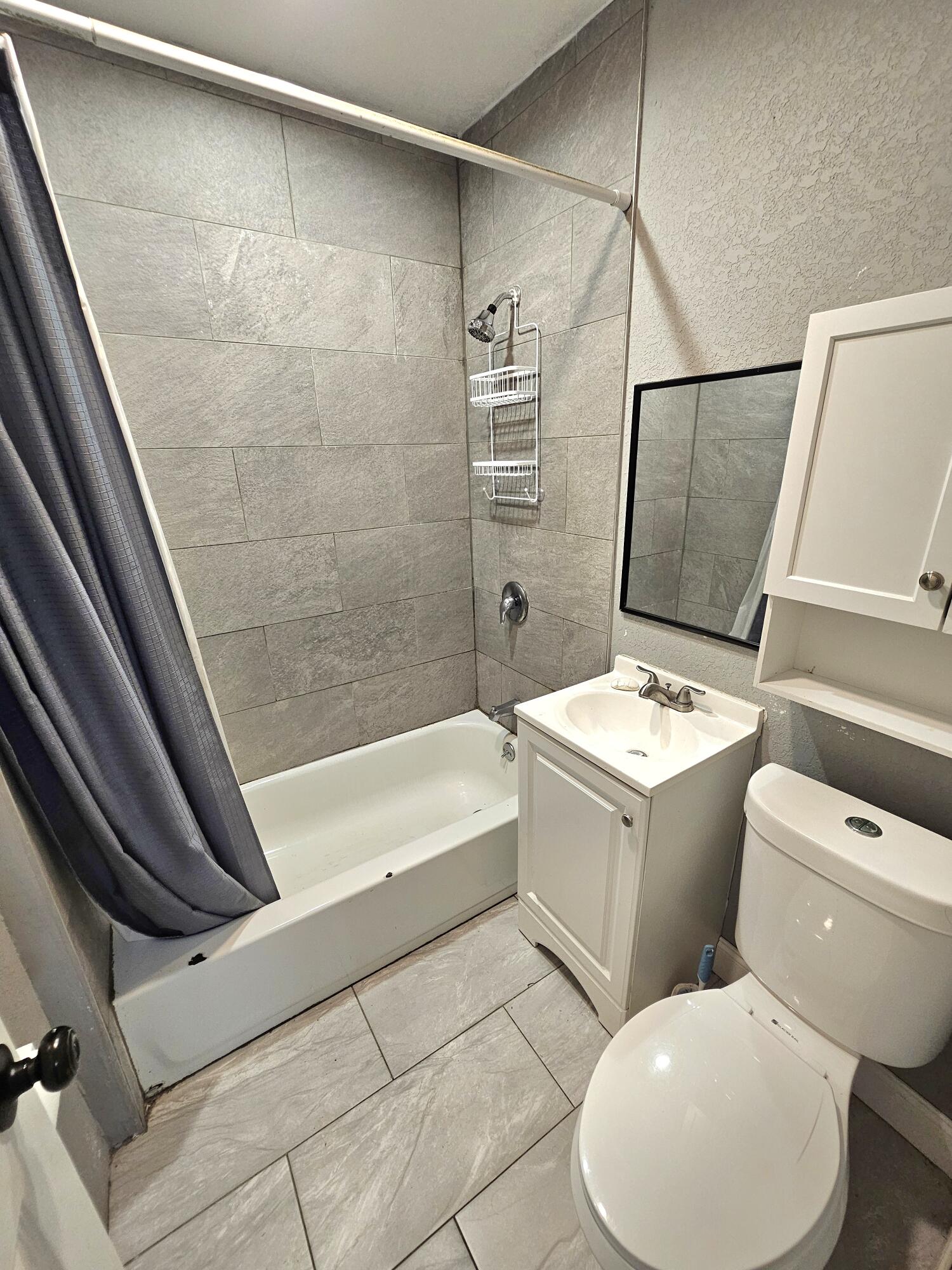 1806 Sw 2 Avenue Property Photo 14