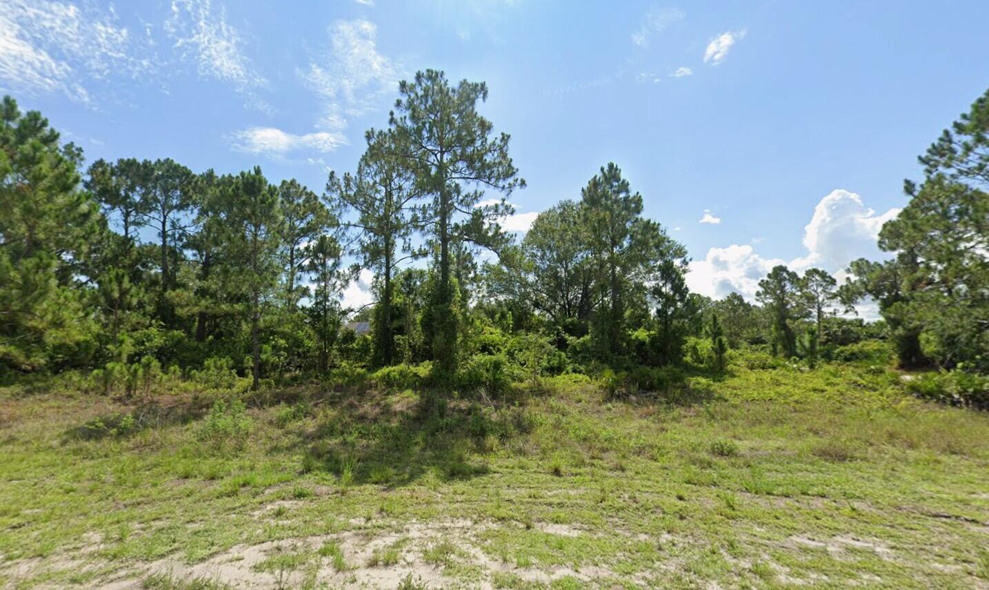 627 Columbus Boulevard S Property Photo 8