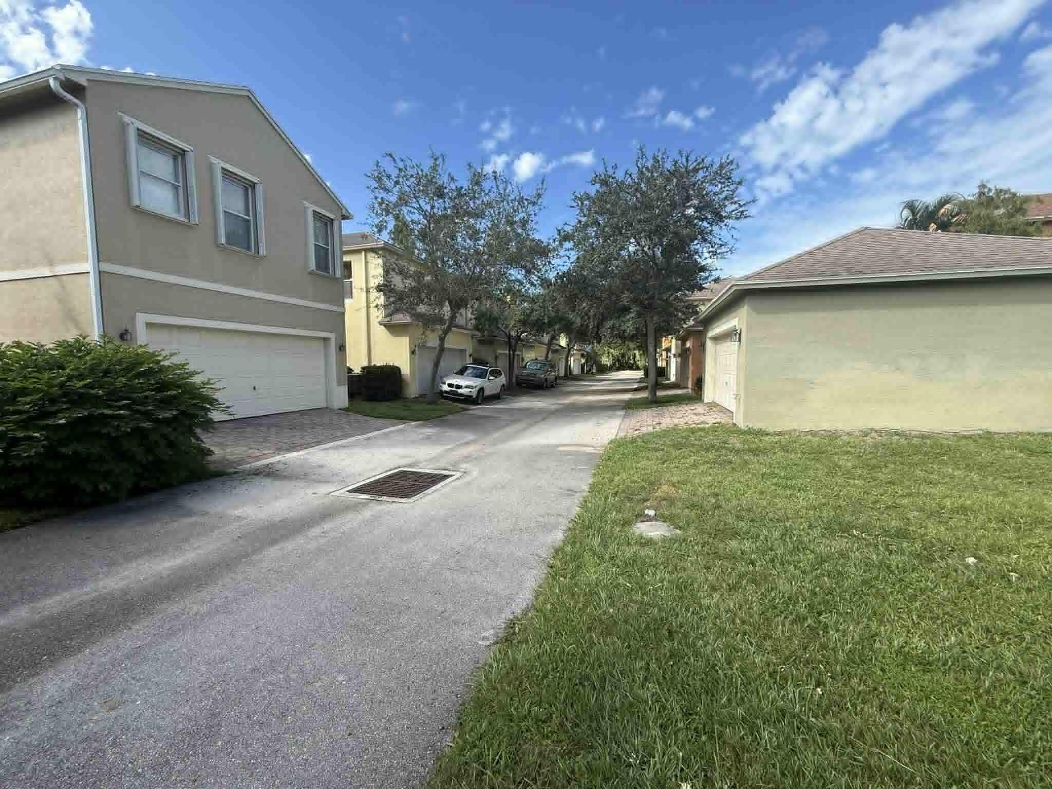2527 Se Ruskin Drive Property Photo 13