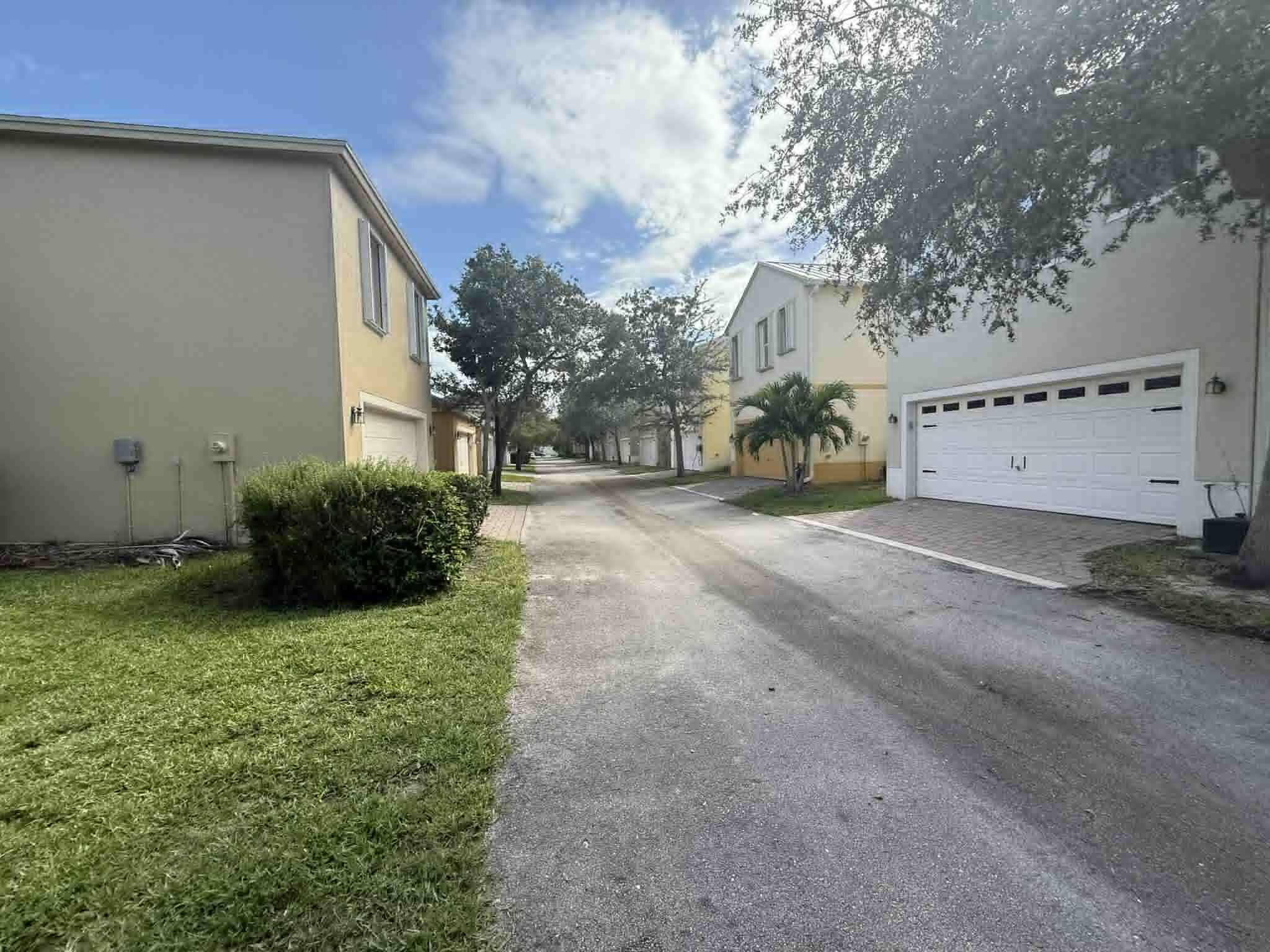 2527 Se Ruskin Drive Property Photo 14
