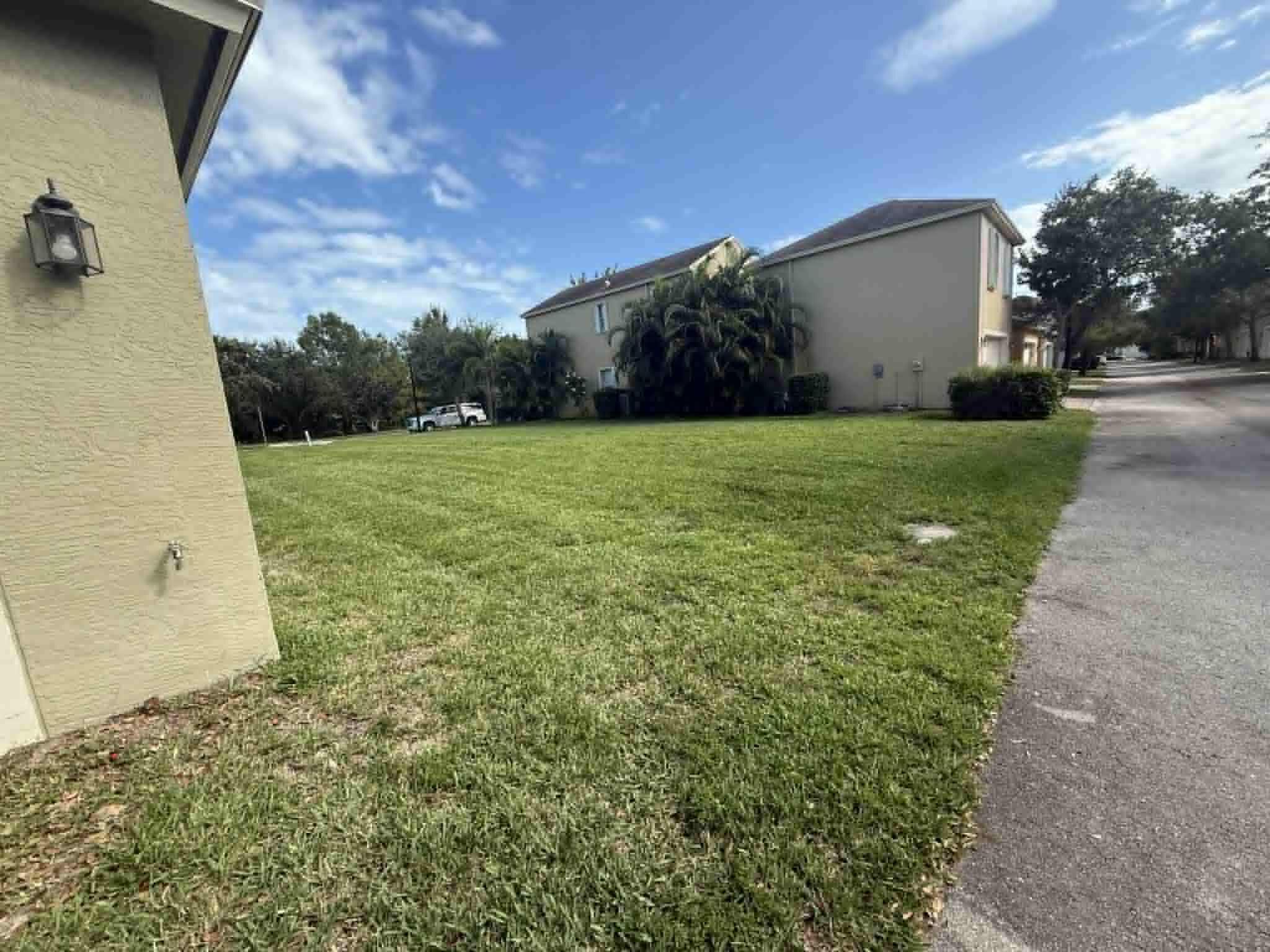 2527 Se Ruskin Drive Property Photo 17