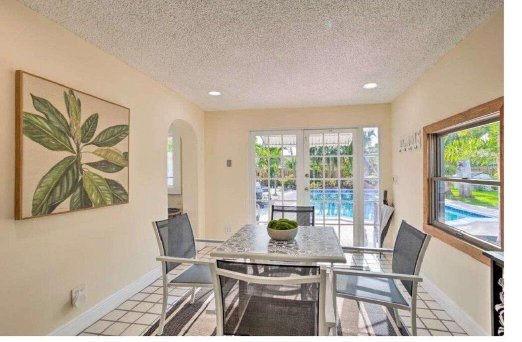 701 W Ocean Avenue Property Photo 27