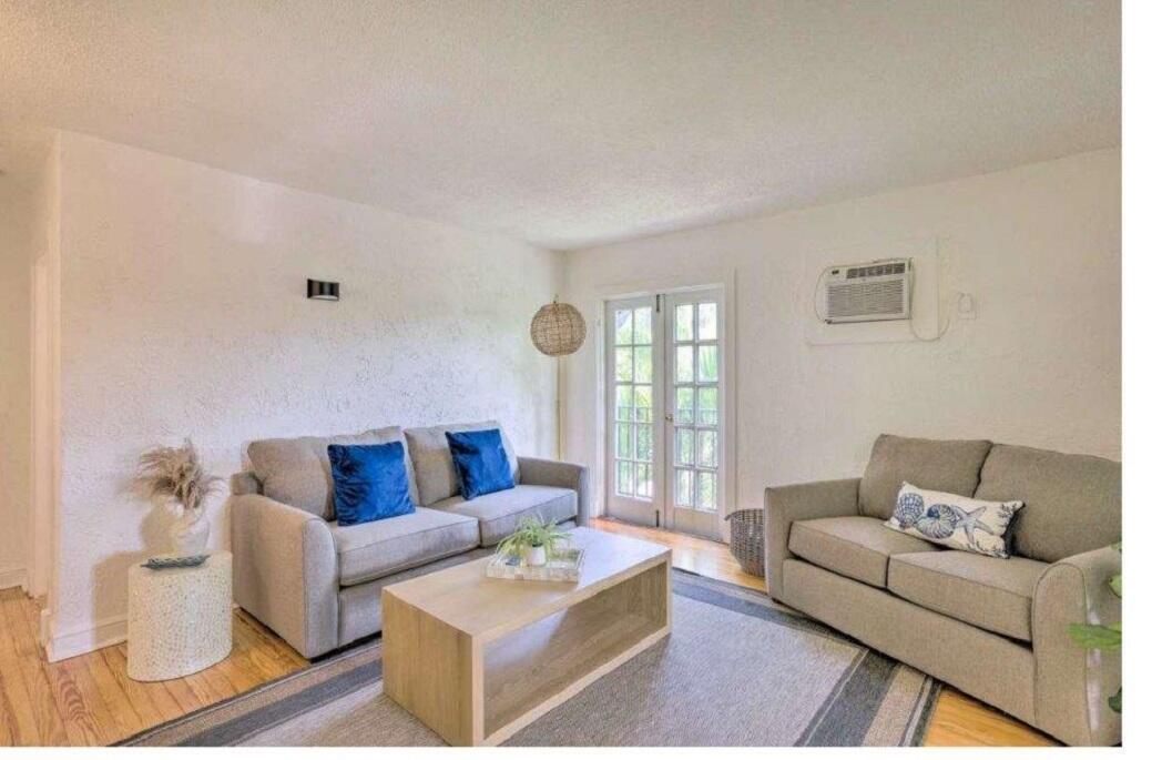 701 W Ocean Avenue Property Photo 37