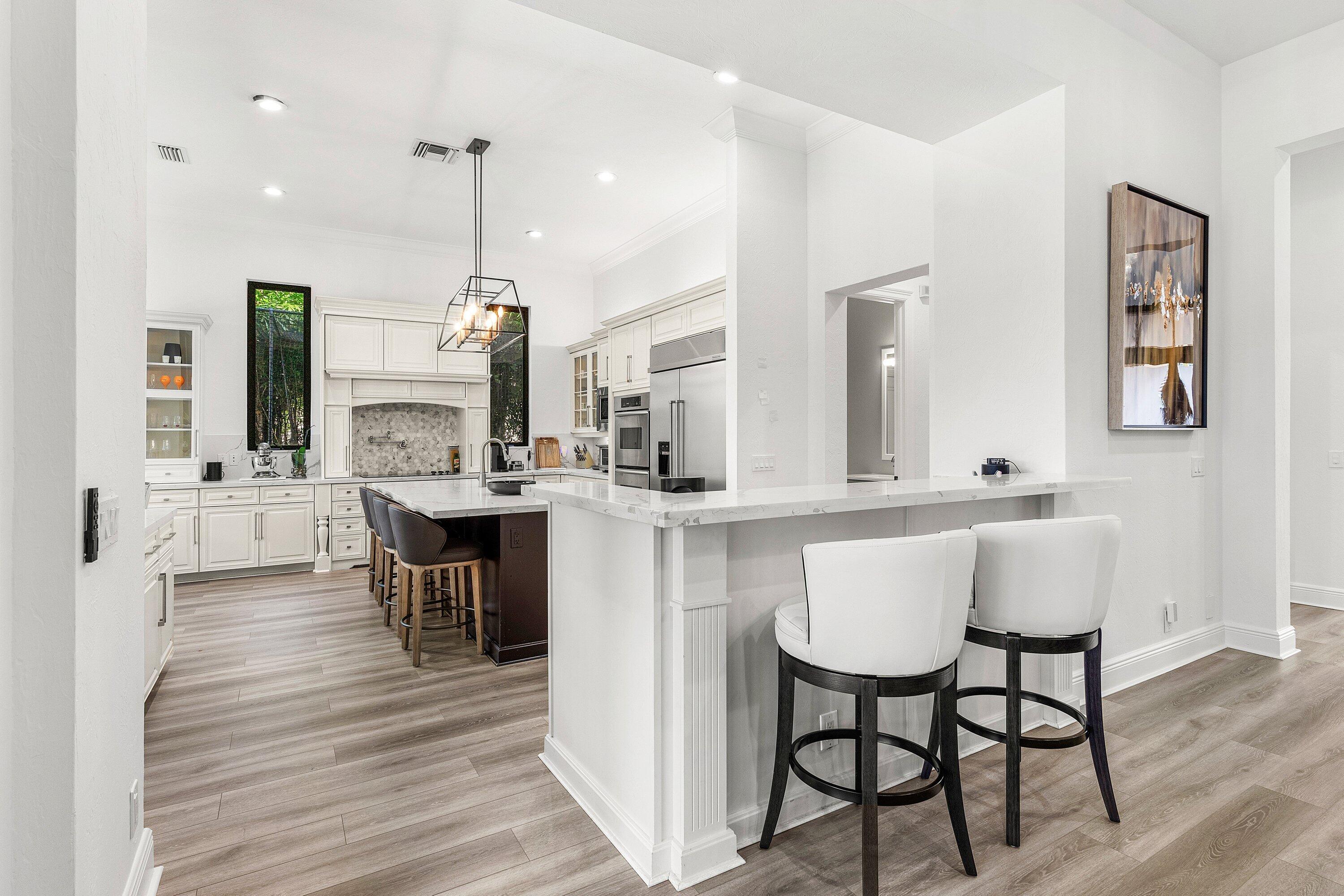 9910 Bay Leaf Court Property Photo 13