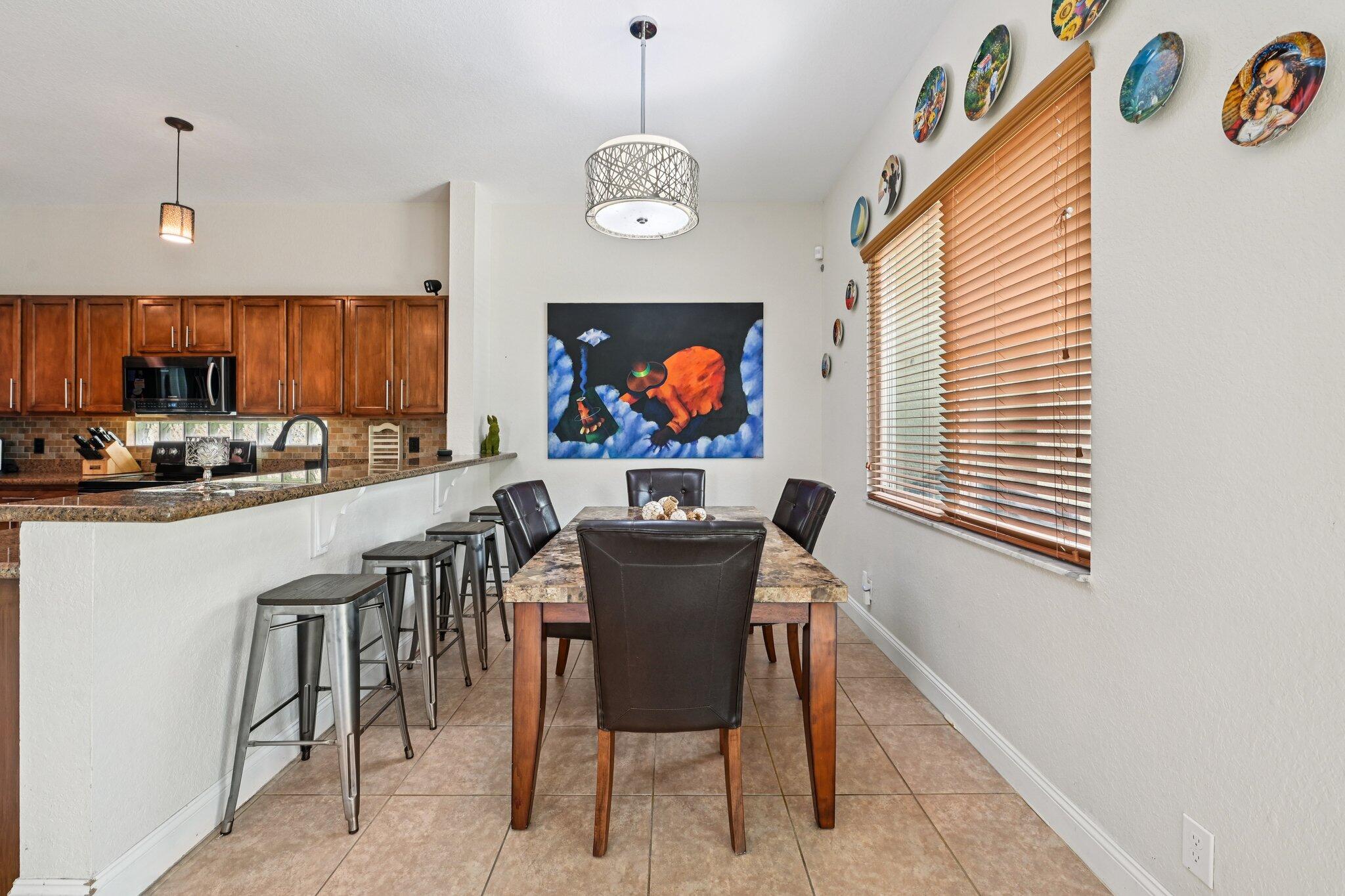 553 Gazetta Way Property Photo 10