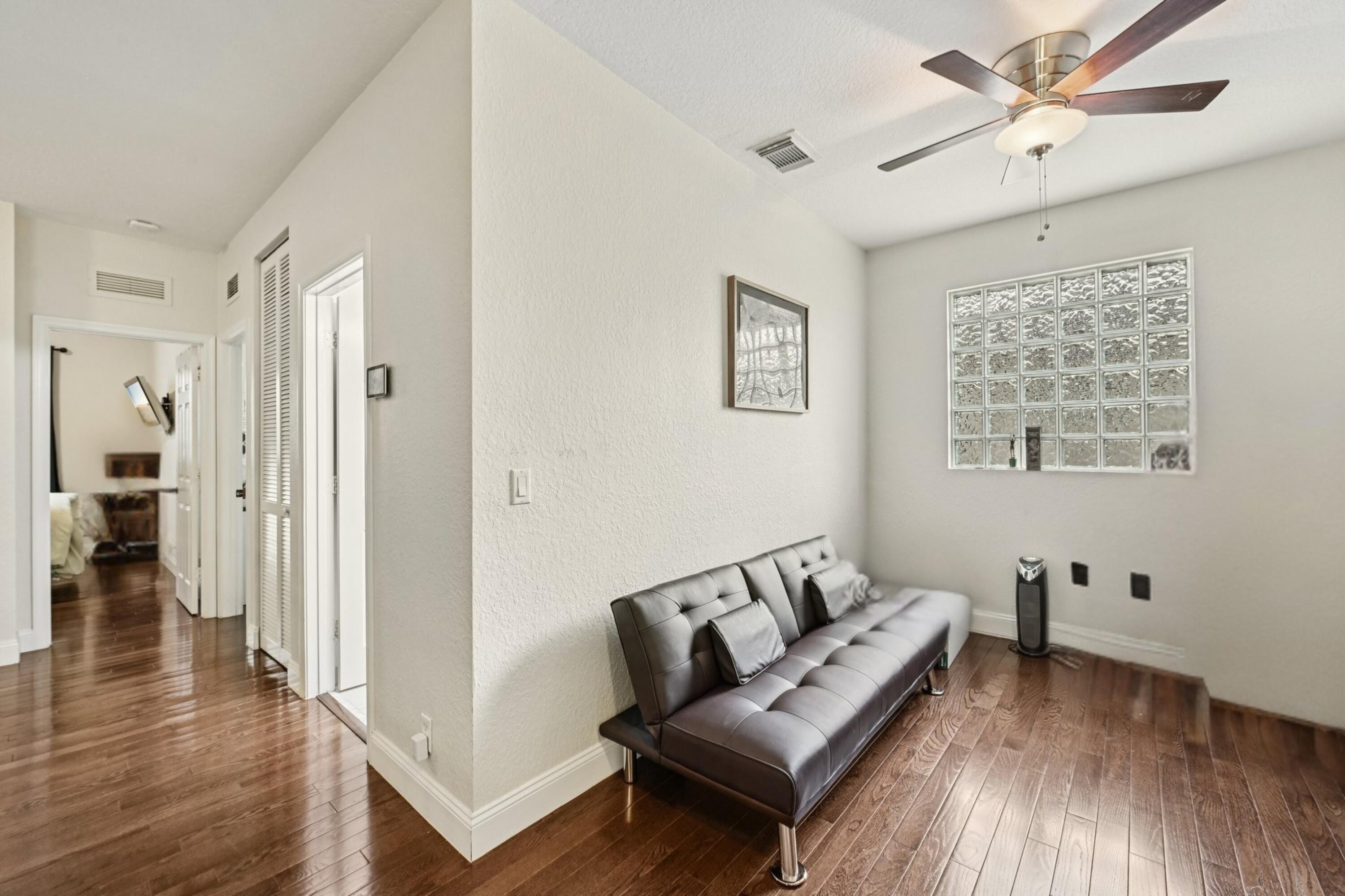553 Gazetta Way Property Photo 21