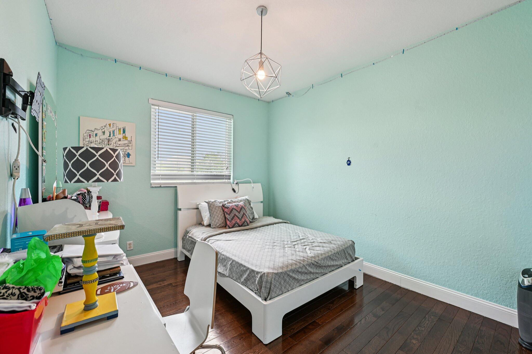553 Gazetta Way Property Photo 26