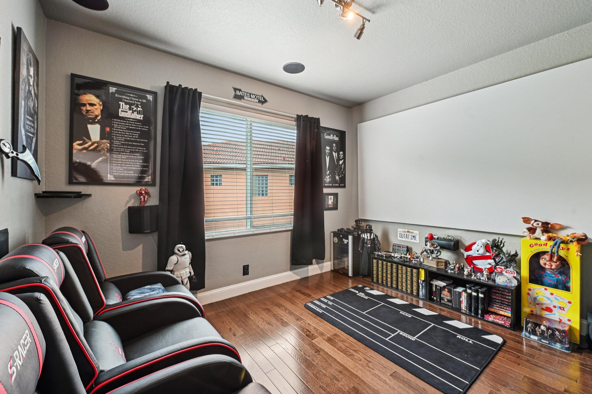 553 Gazetta Way Property Photo 30