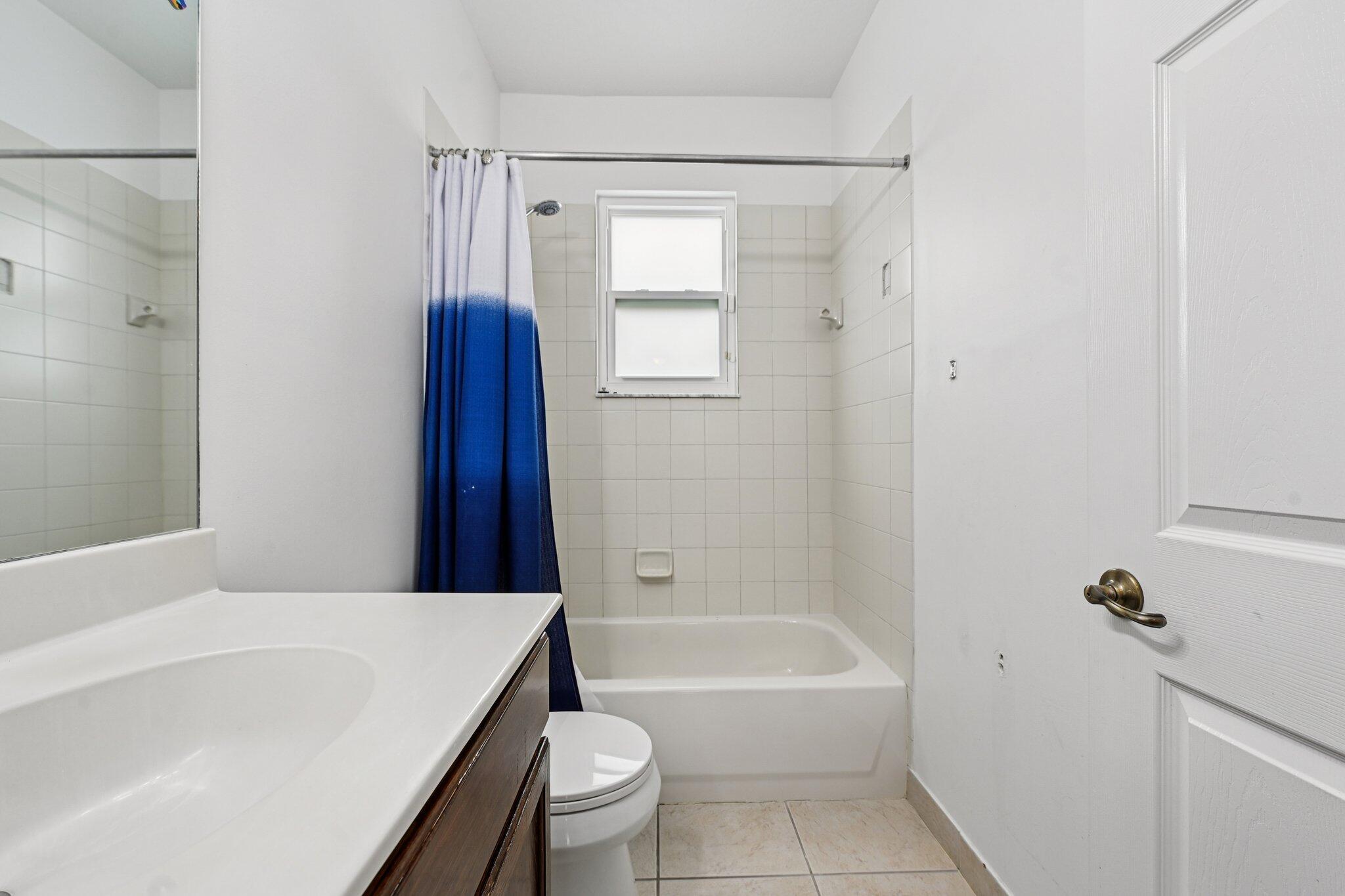 553 Gazetta Way Property Photo 33