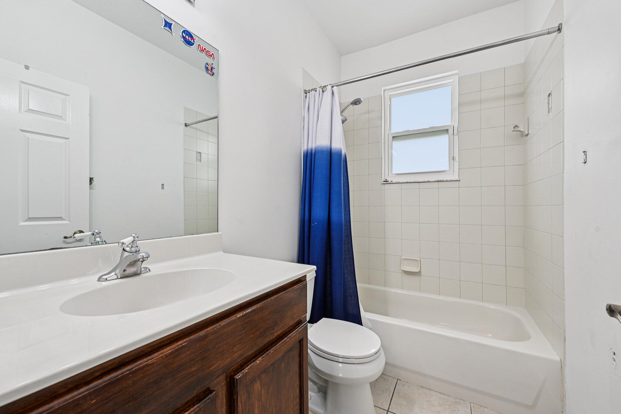 553 Gazetta Way Property Photo 34