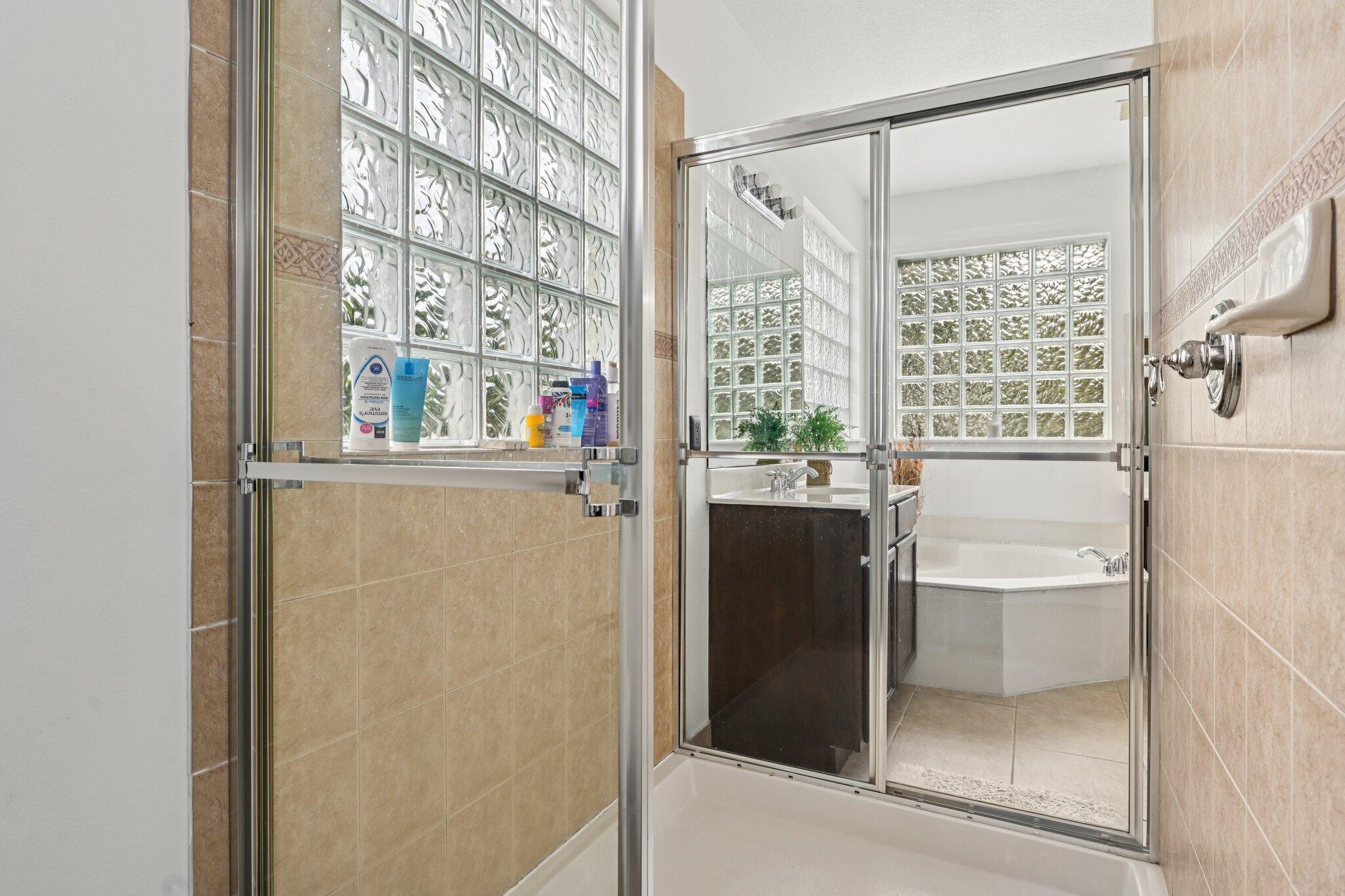 553 Gazetta Way Property Photo 41