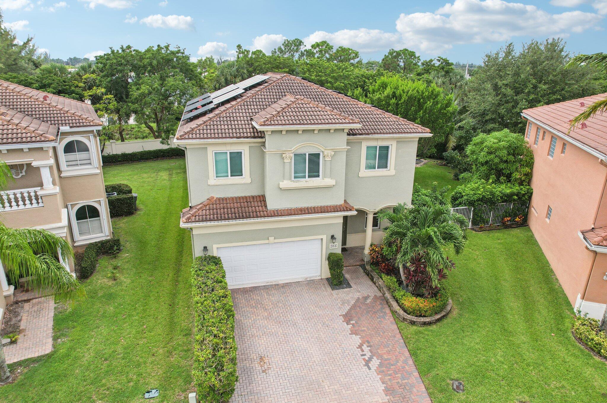 553 Gazetta Way Property Photo 45