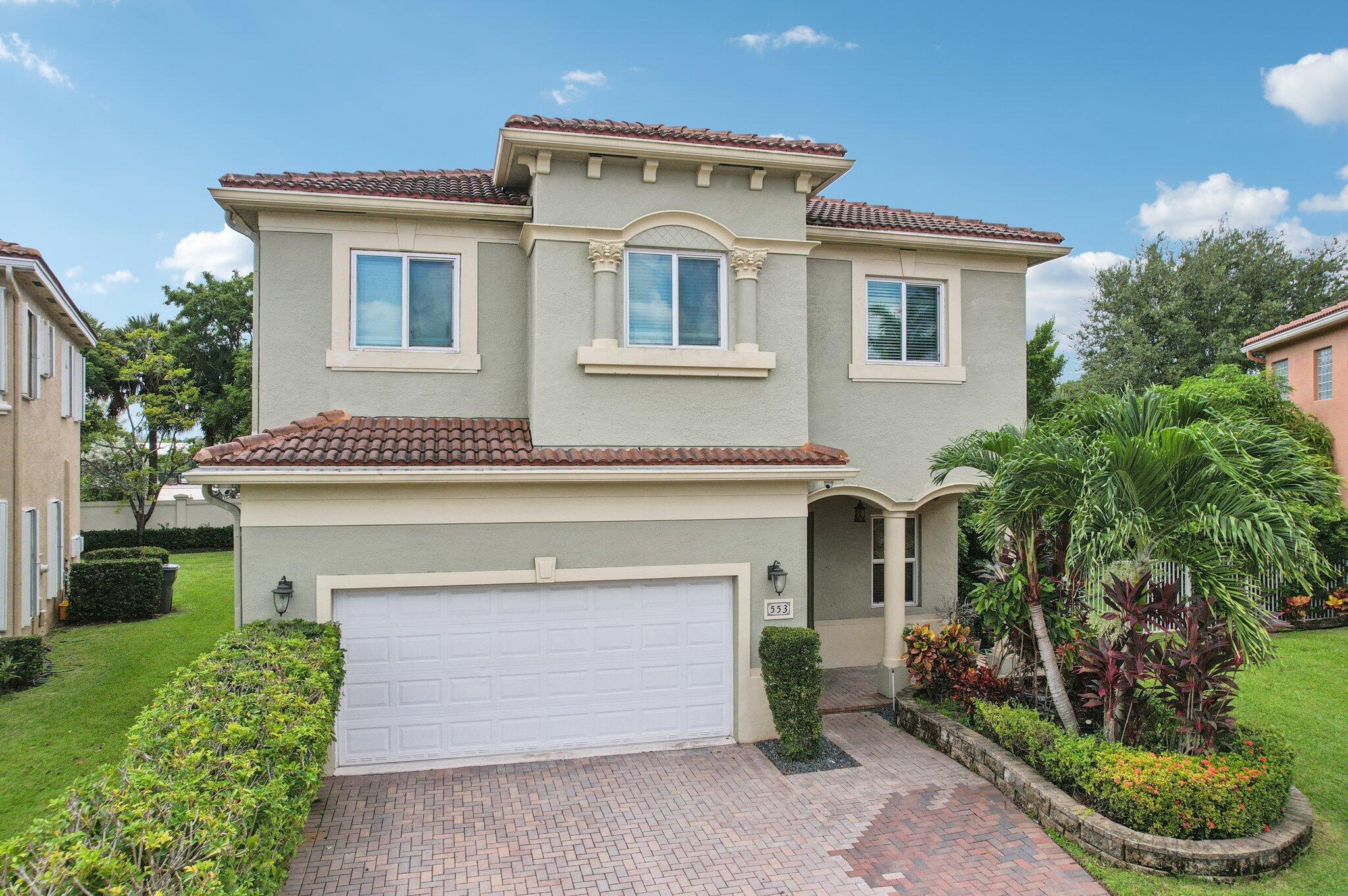 553 Gazetta Way Property Photo 46