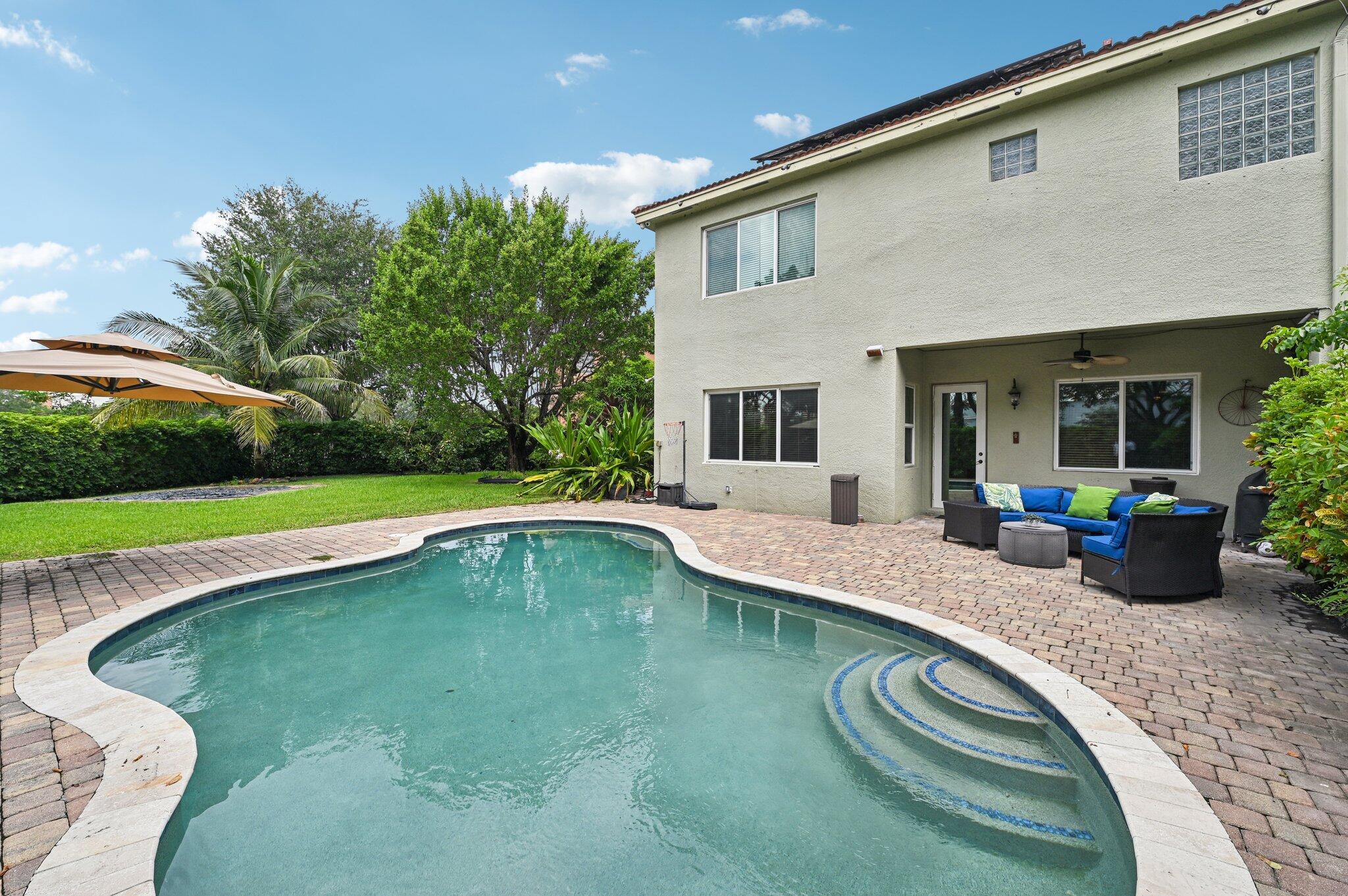 553 Gazetta Way Property Photo 53