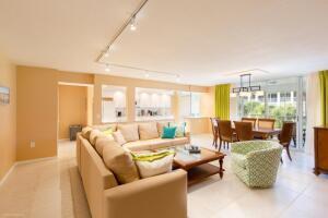 110 Half Moon Circle E2 Property Photo 1