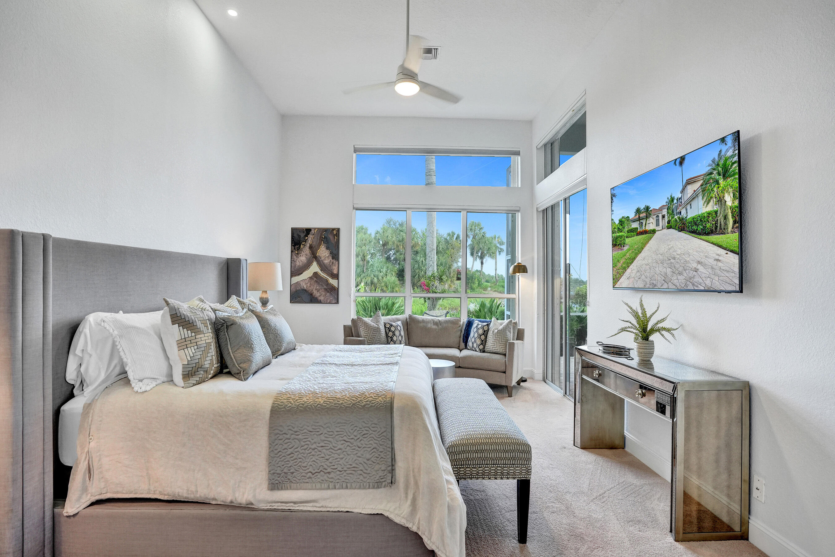 251 Isle Way Property Photo 15