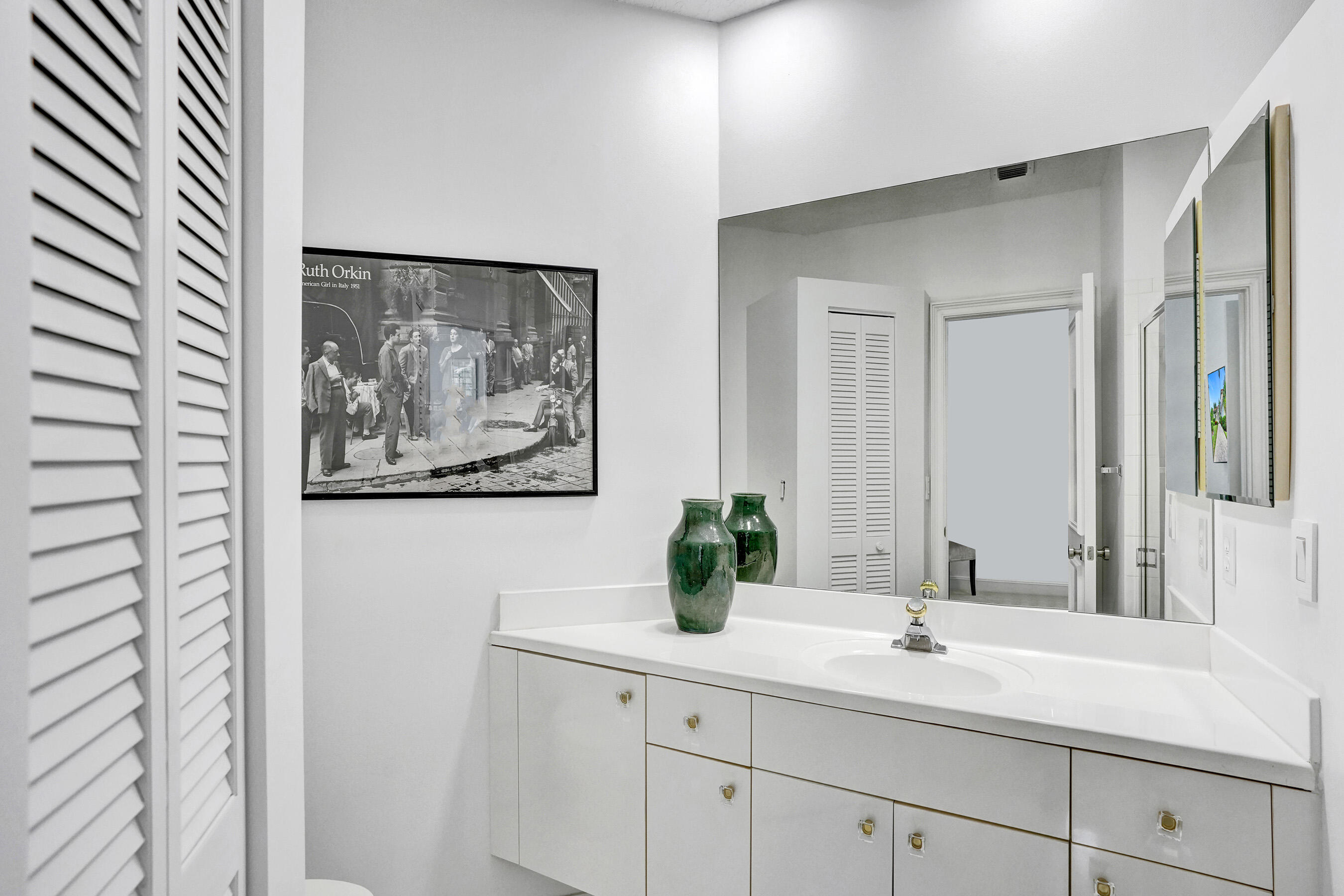 251 Isle Way Property Photo 24