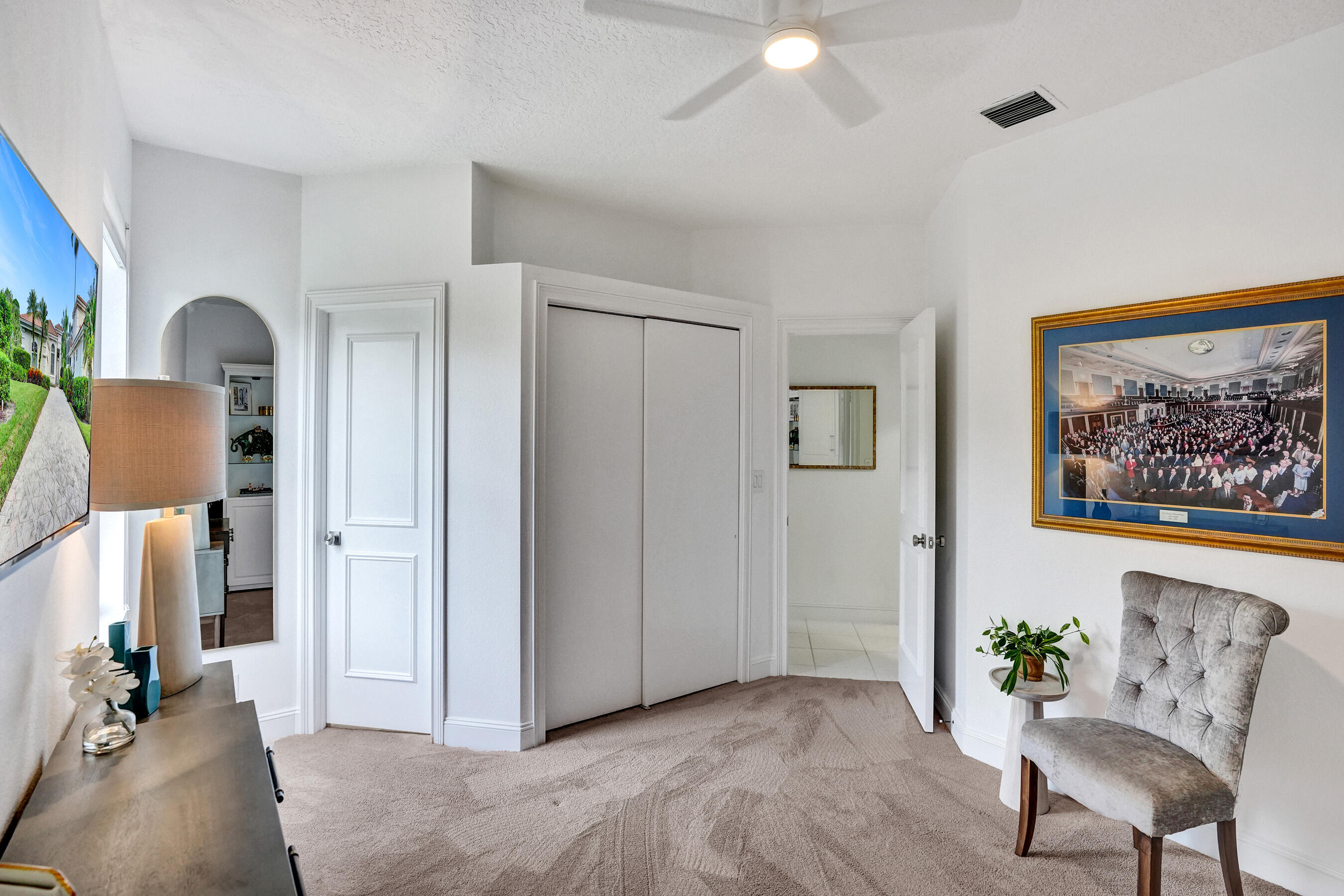 251 Isle Way Property Photo 27