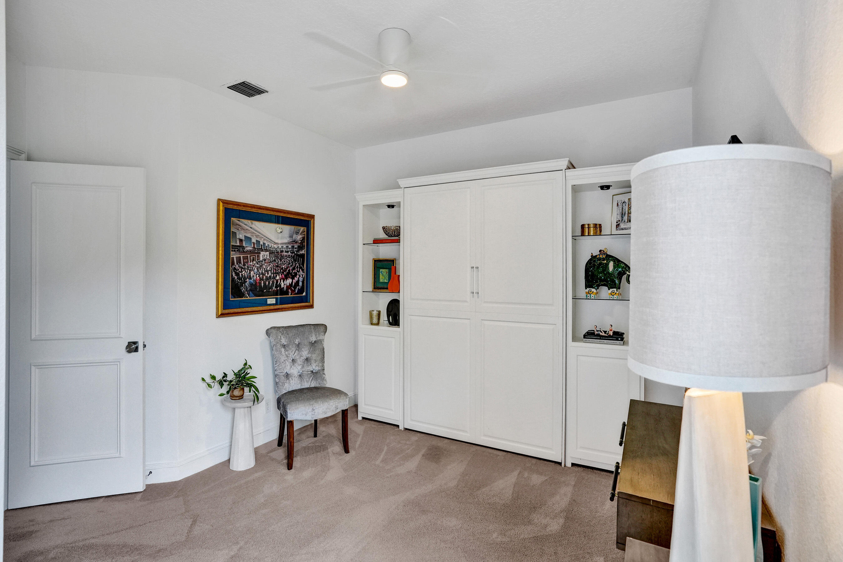 251 Isle Way Property Photo 29