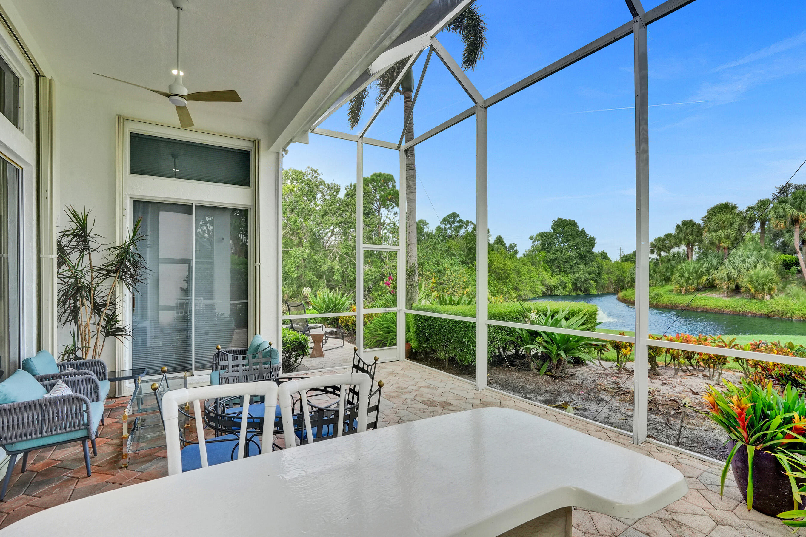 251 Isle Way Property Photo 35