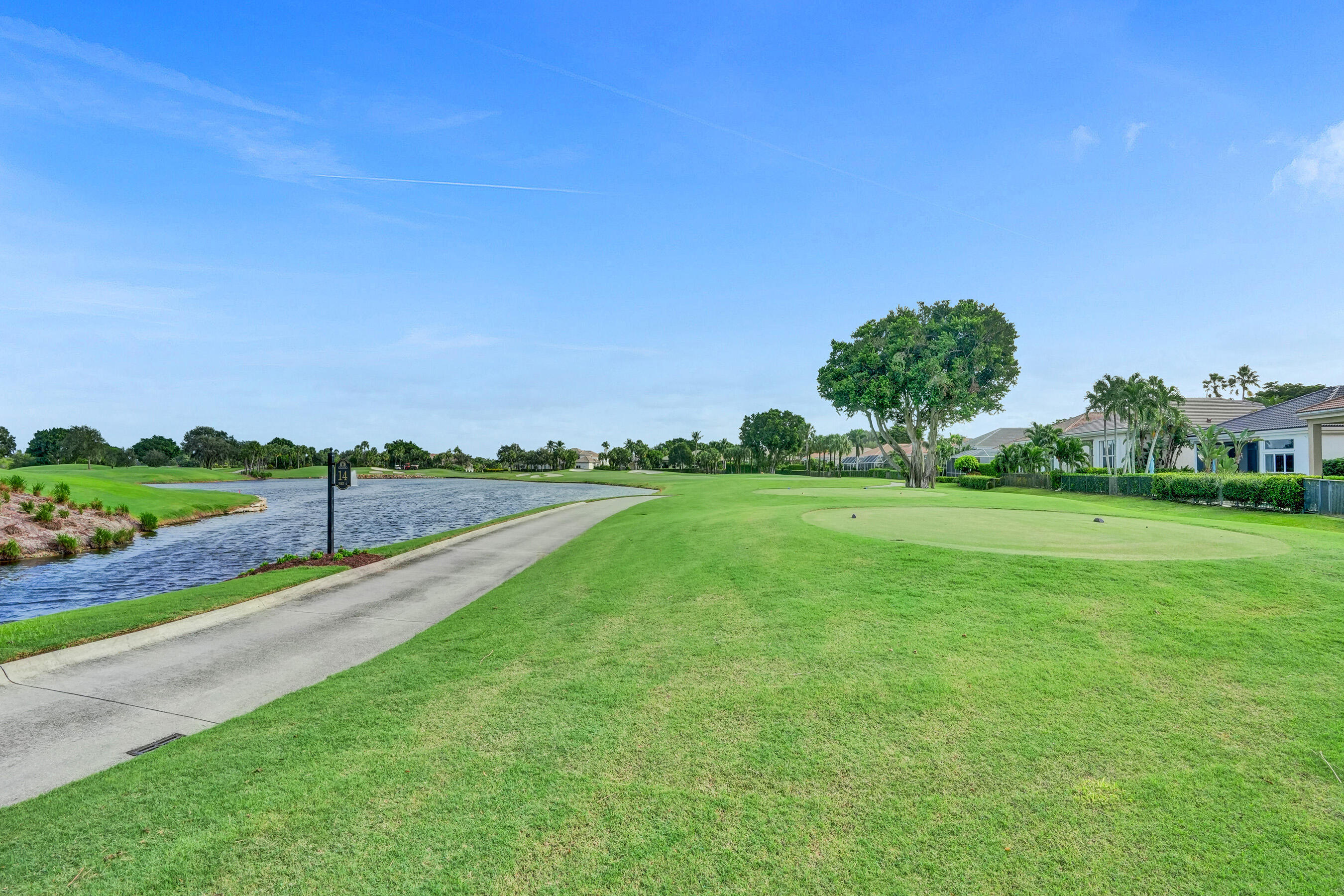 251 Isle Way Property Photo 41