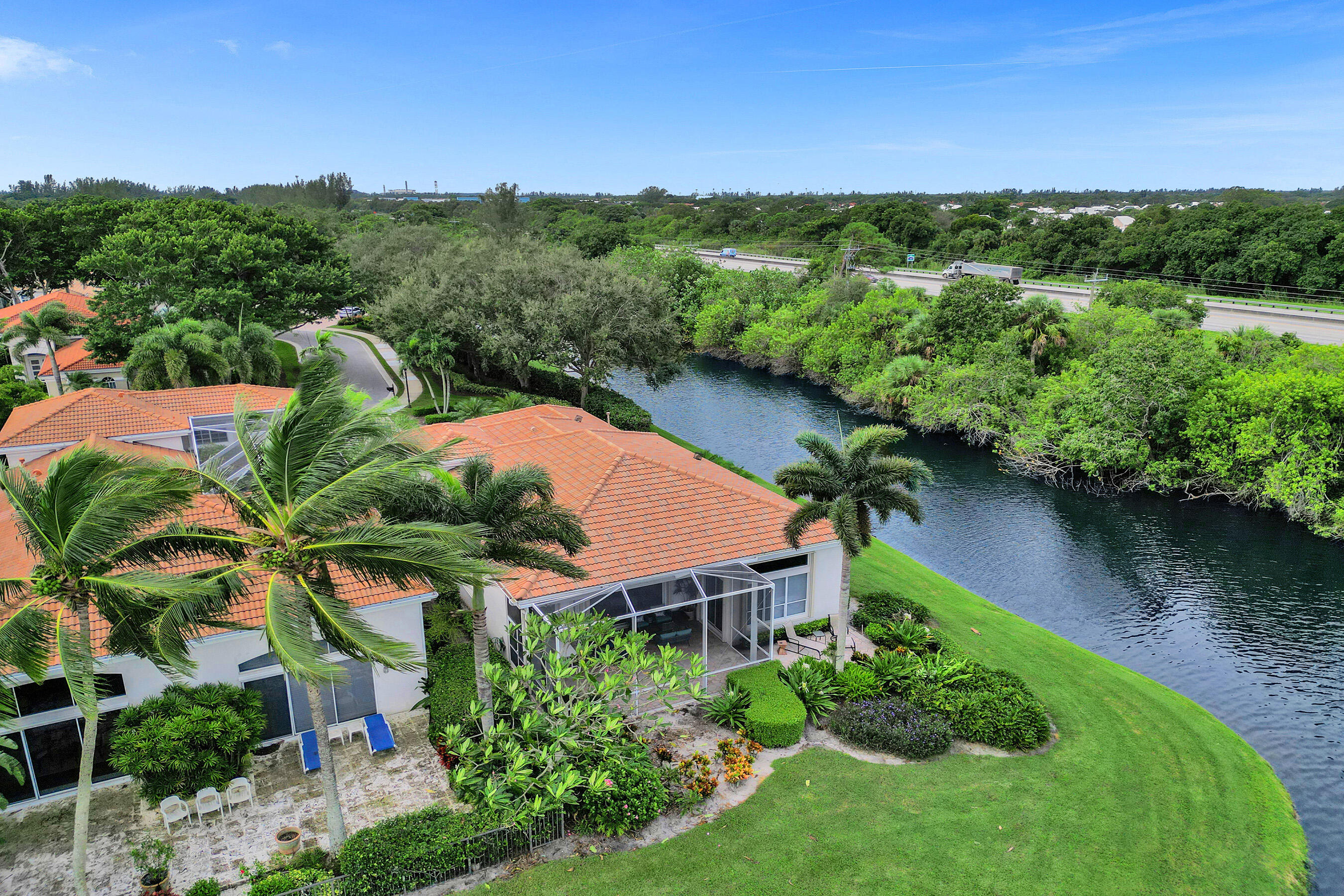 251 Isle Way Property Photo 49