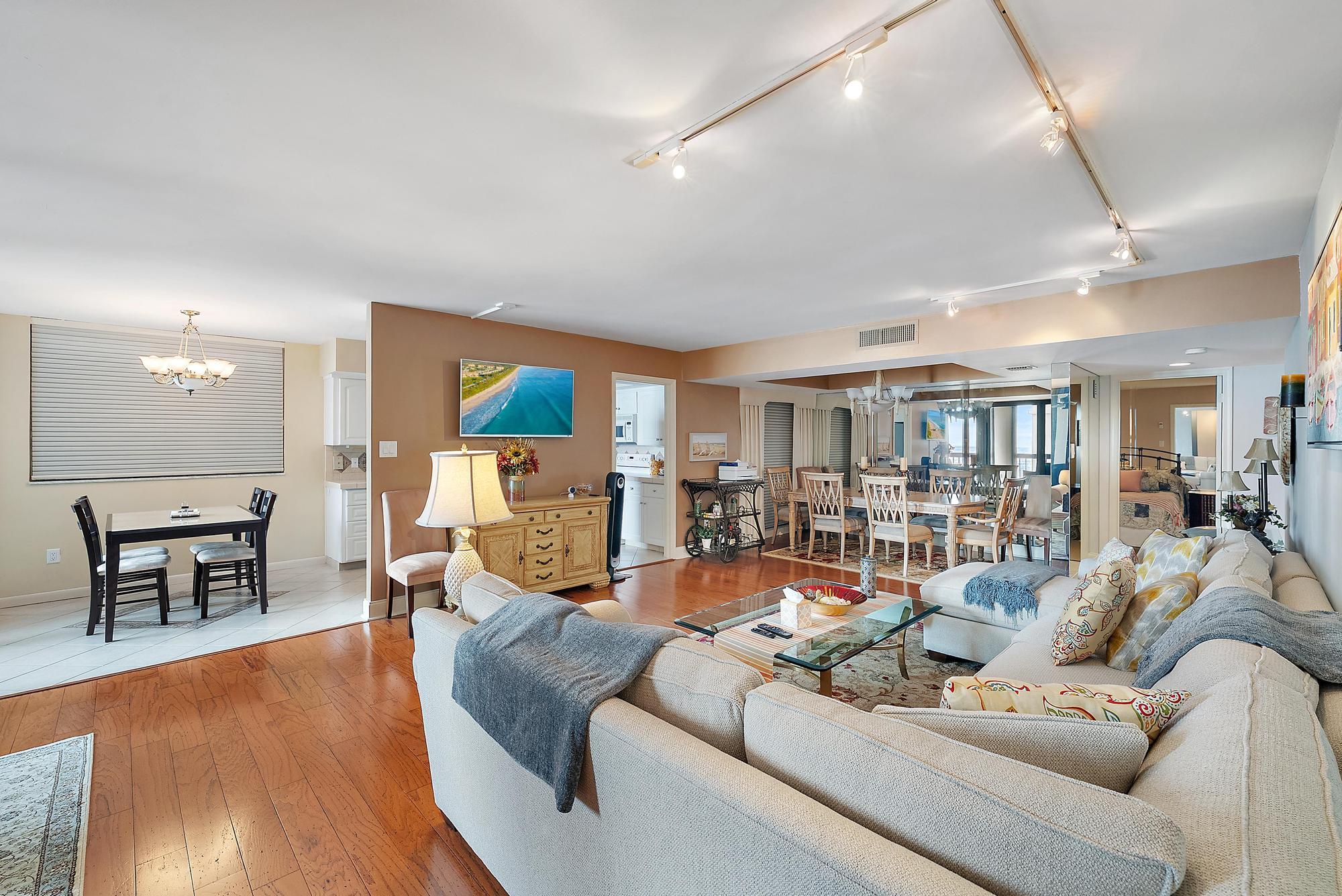 5380 N Ocean Drive 10-b Property Photo 5
