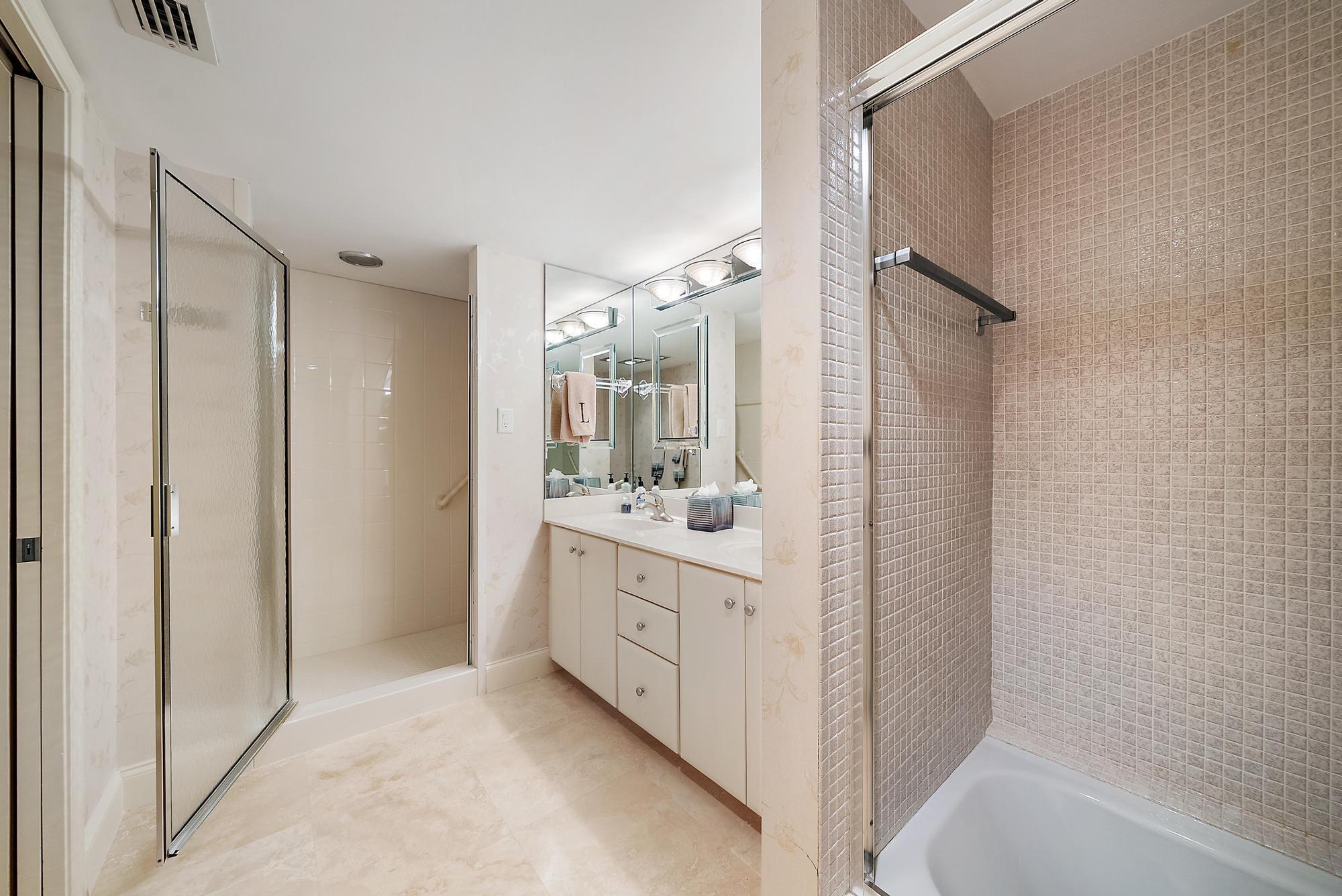 5380 N Ocean Drive 10-b Property Photo 15