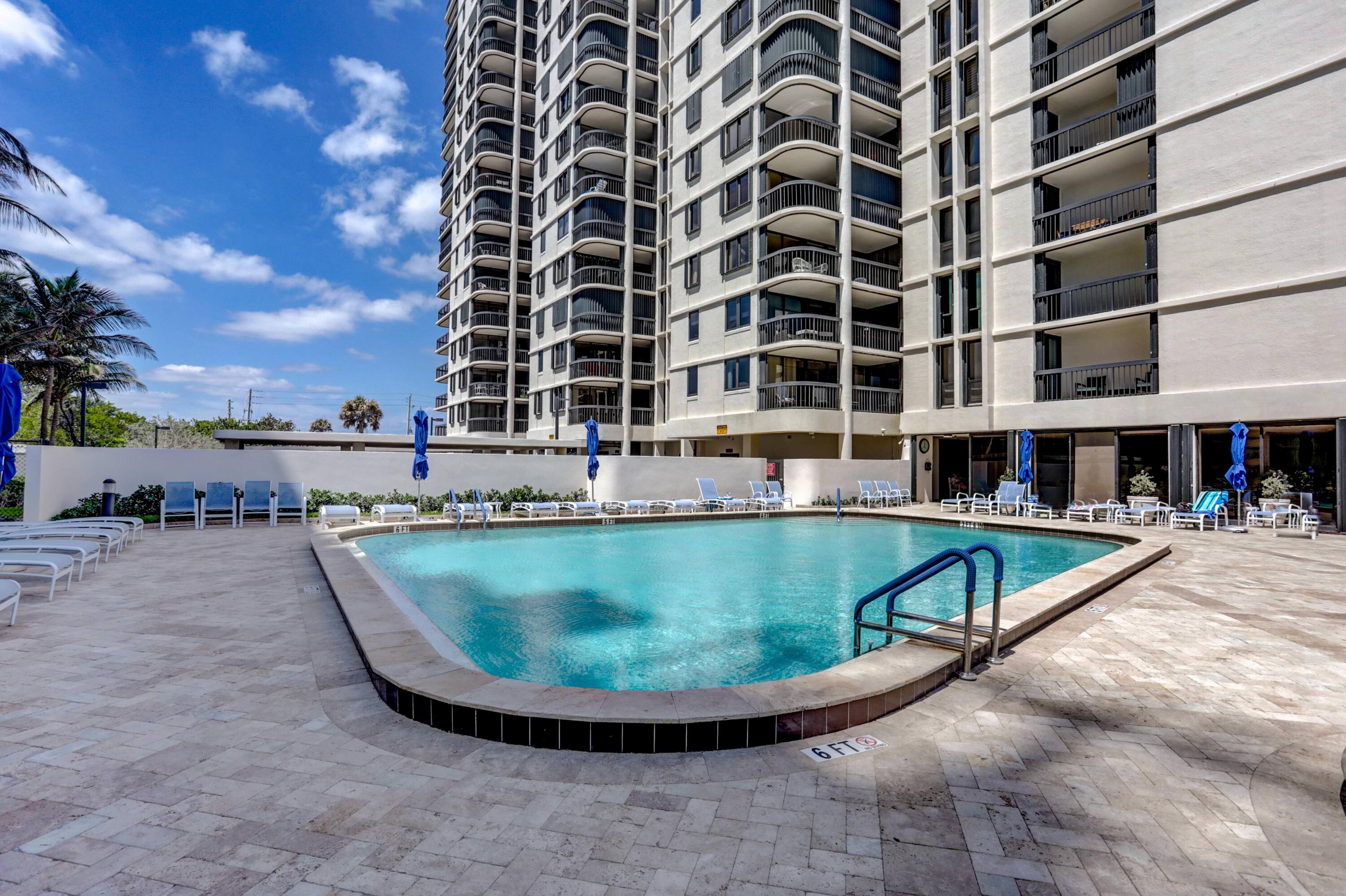 5380 N Ocean Drive 10-b Property Photo 46
