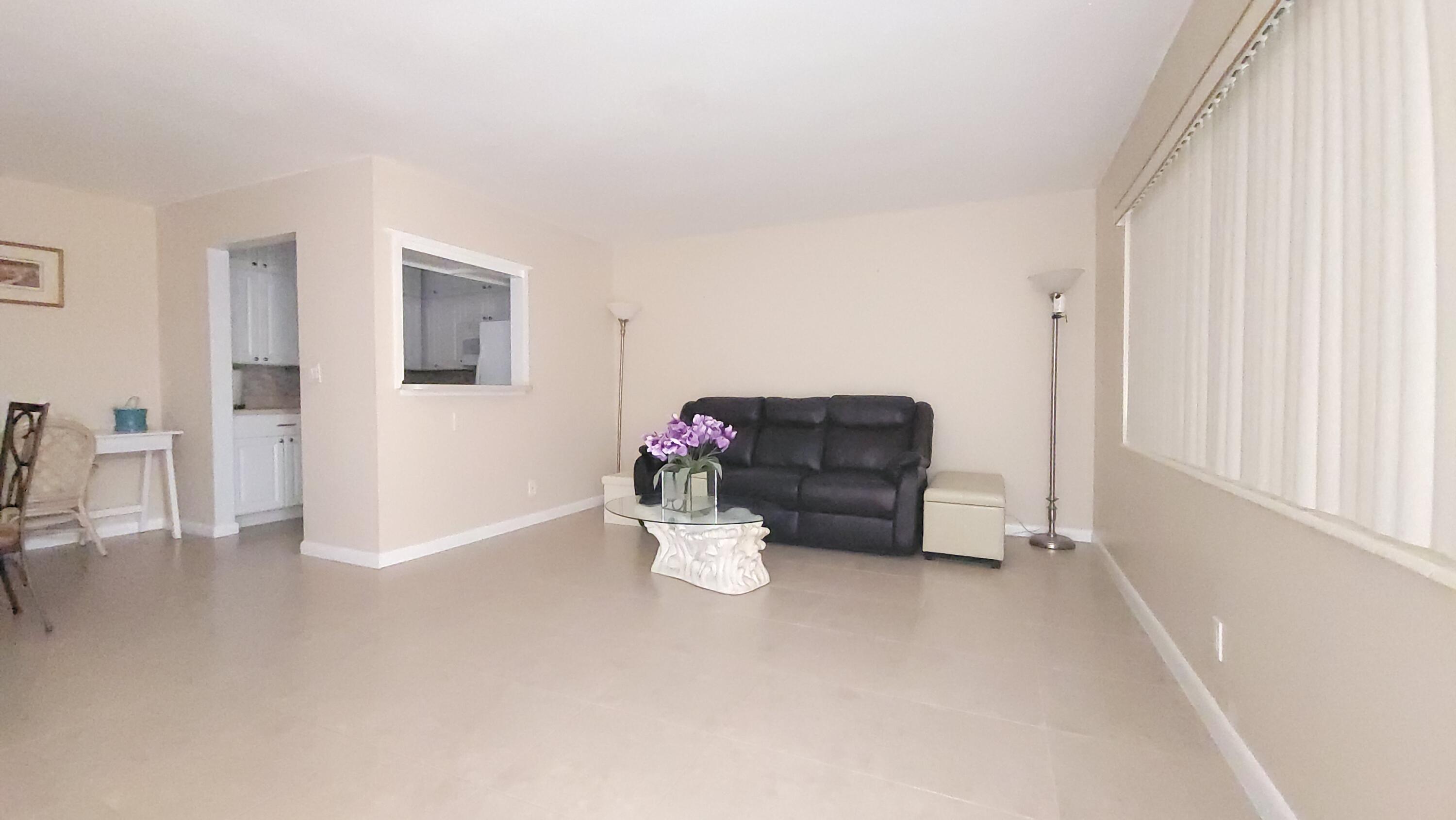 201 Coventry I Property Photo 1