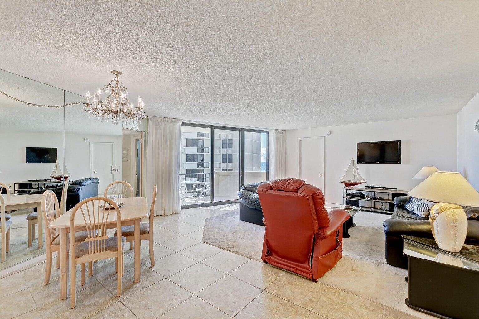 2800 N Ocean Drive B - 6d Property Photo 9