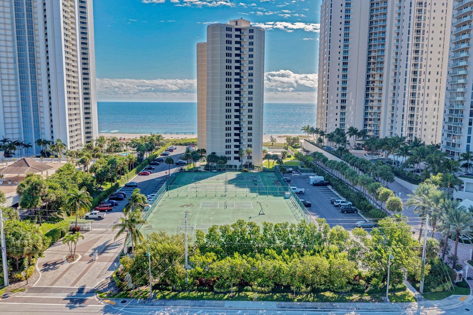 2800 N Ocean Drive B - 6d Property Photo 19