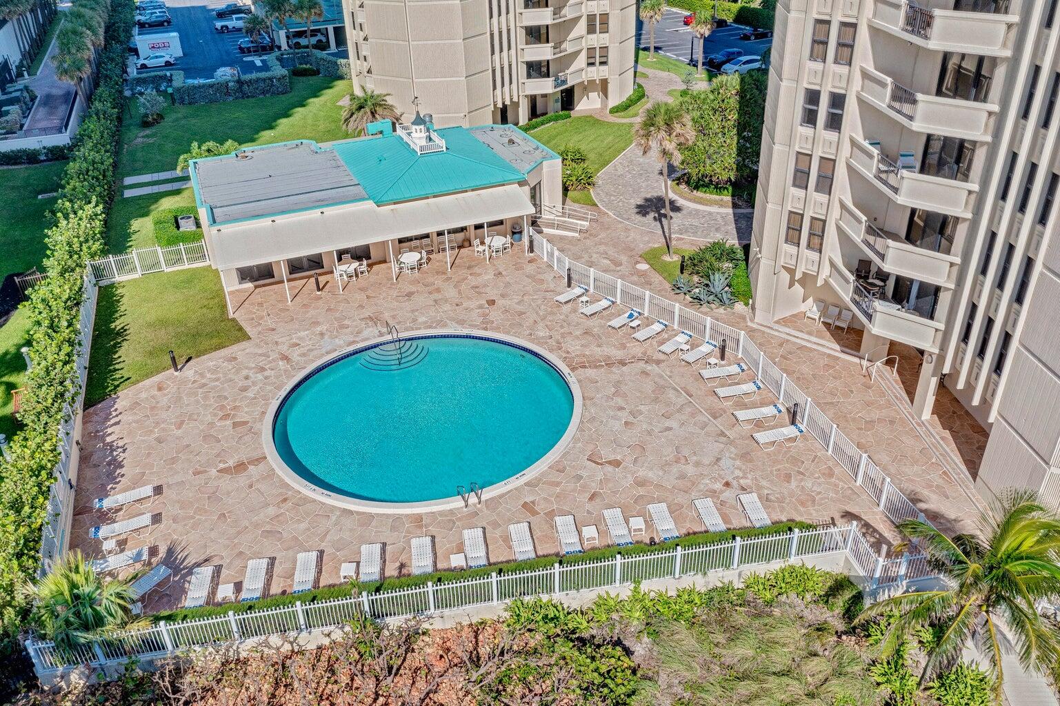 2800 N Ocean Drive B - 6d Property Photo 26