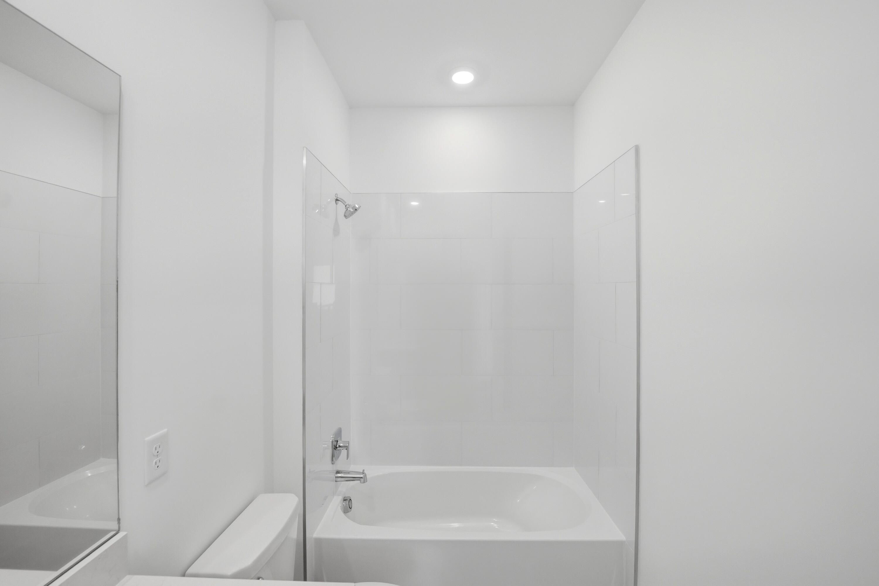1016 Raleigh Way Property Photo 30