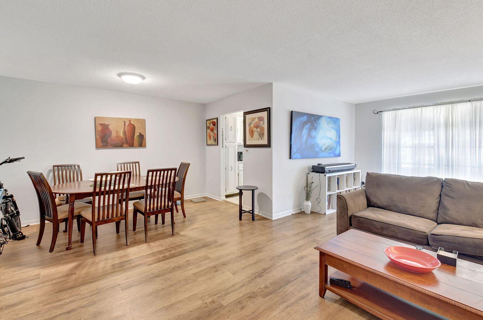 170 High Point Terrace E Apt B Property Photo 5