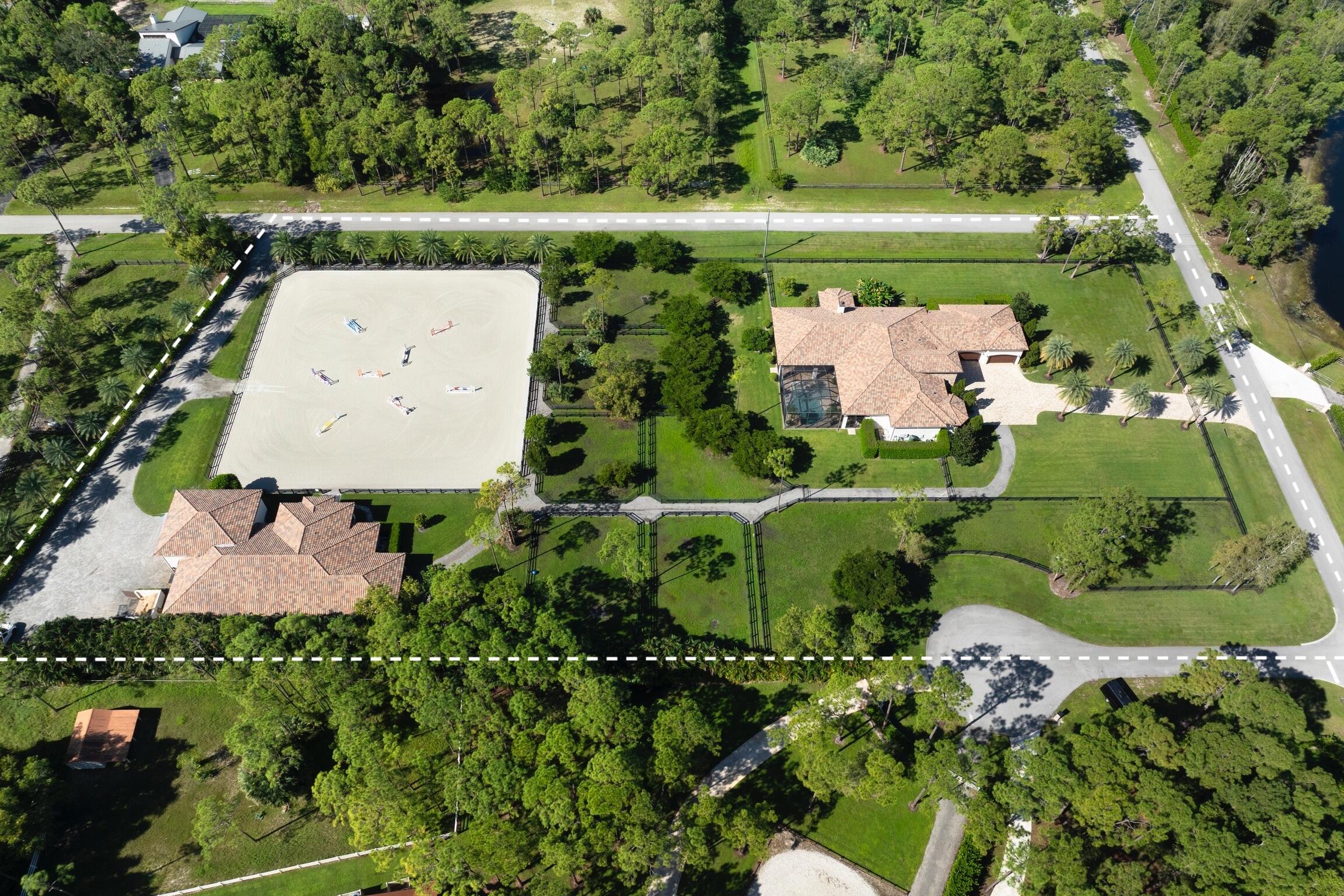 11780 Otter Run Property Photo 4