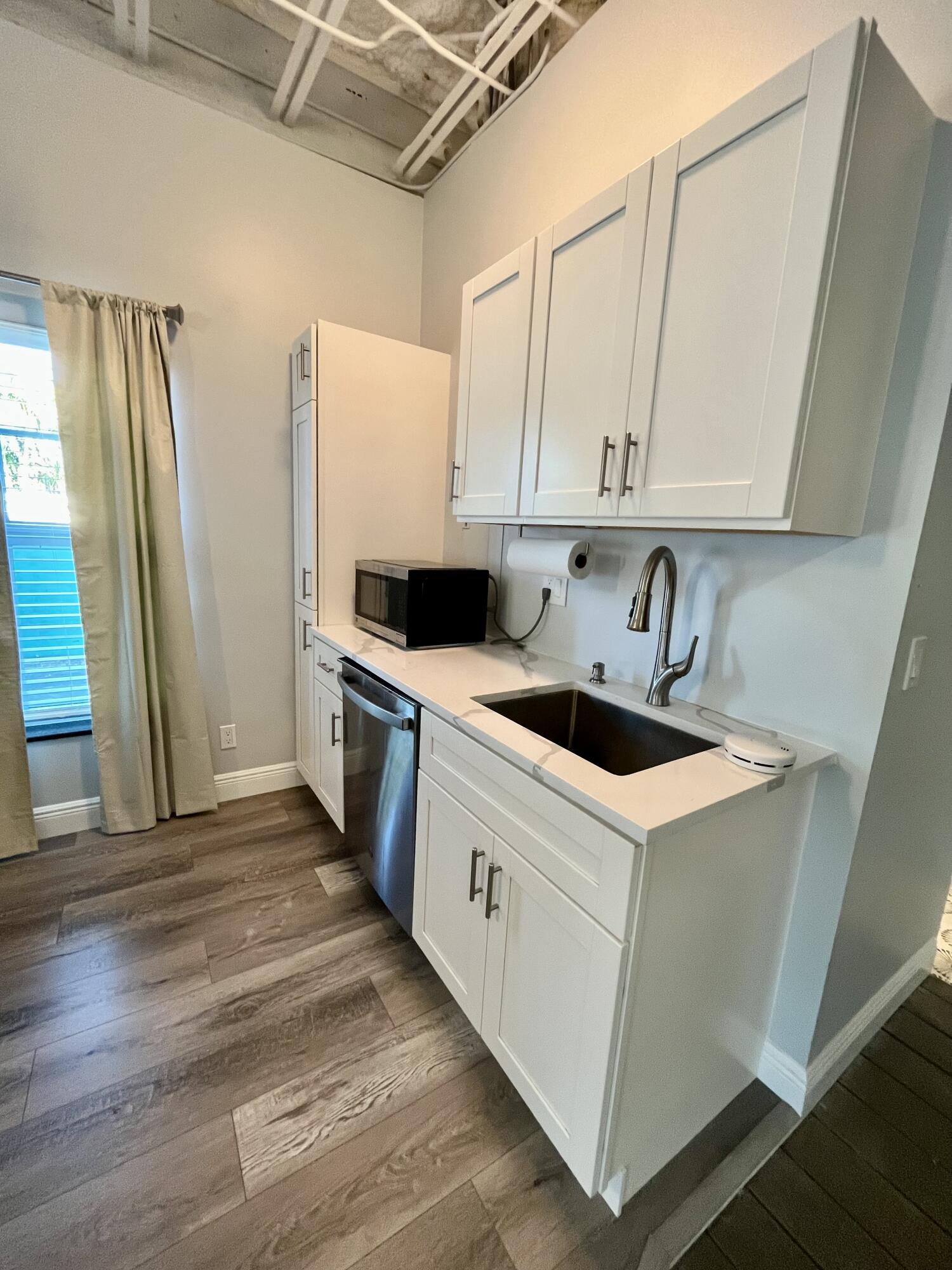 112 Mayfield Road Property Photo 17