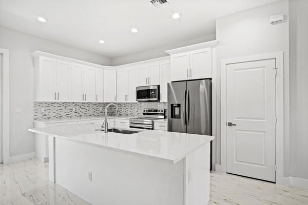 4709 Seagrape Drive Property Photo 16