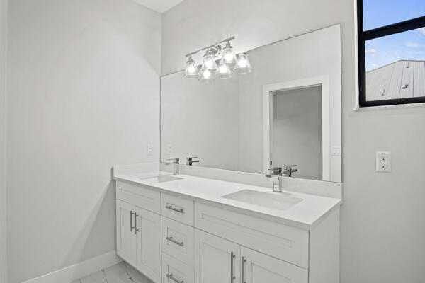 4709 Seagrape Drive Property Photo 25