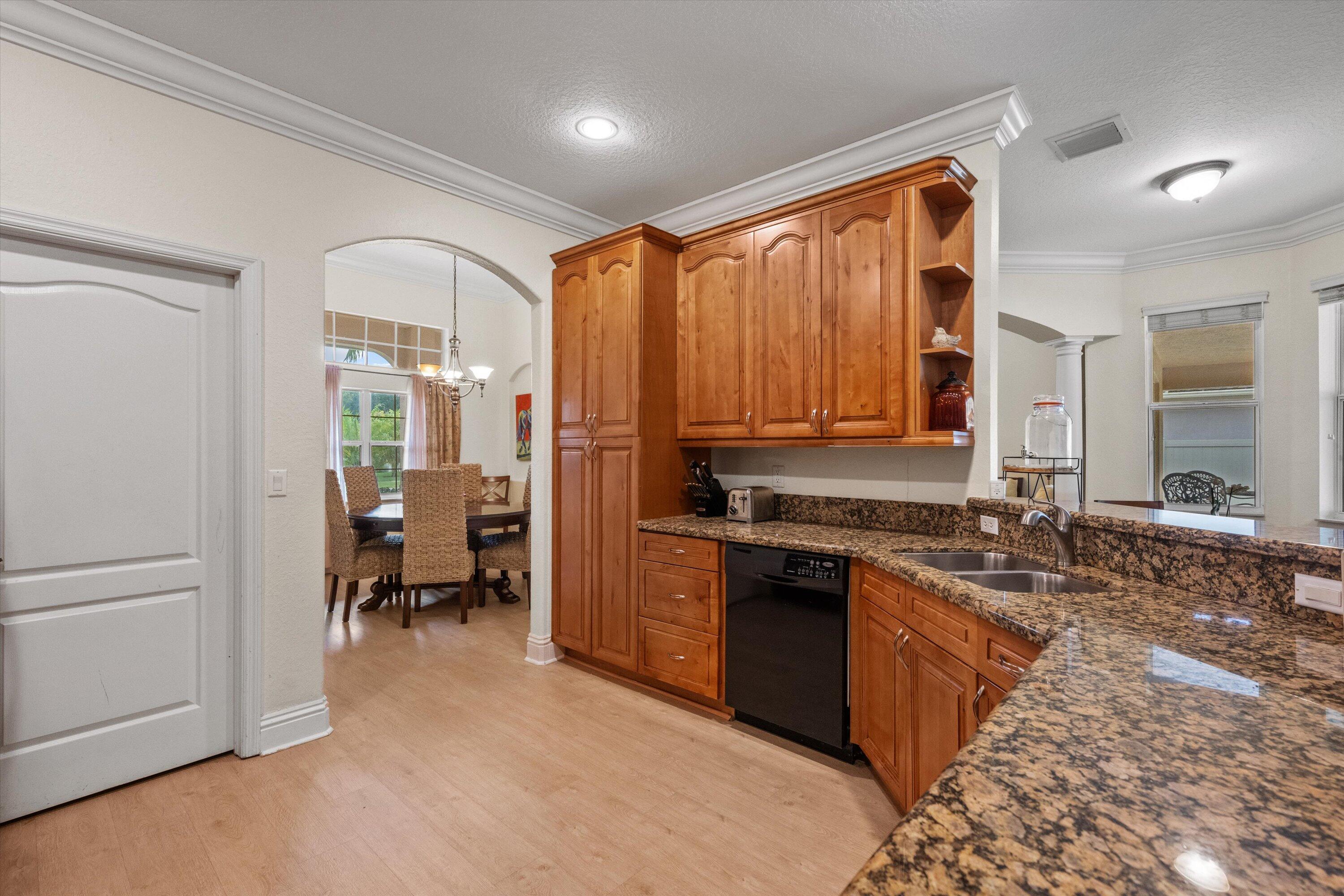 2981 Dovedale Court E Property Photo 7