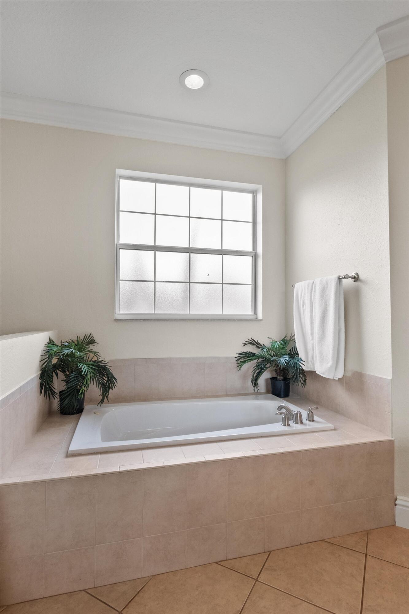 2981 Dovedale Court E Property Photo 26