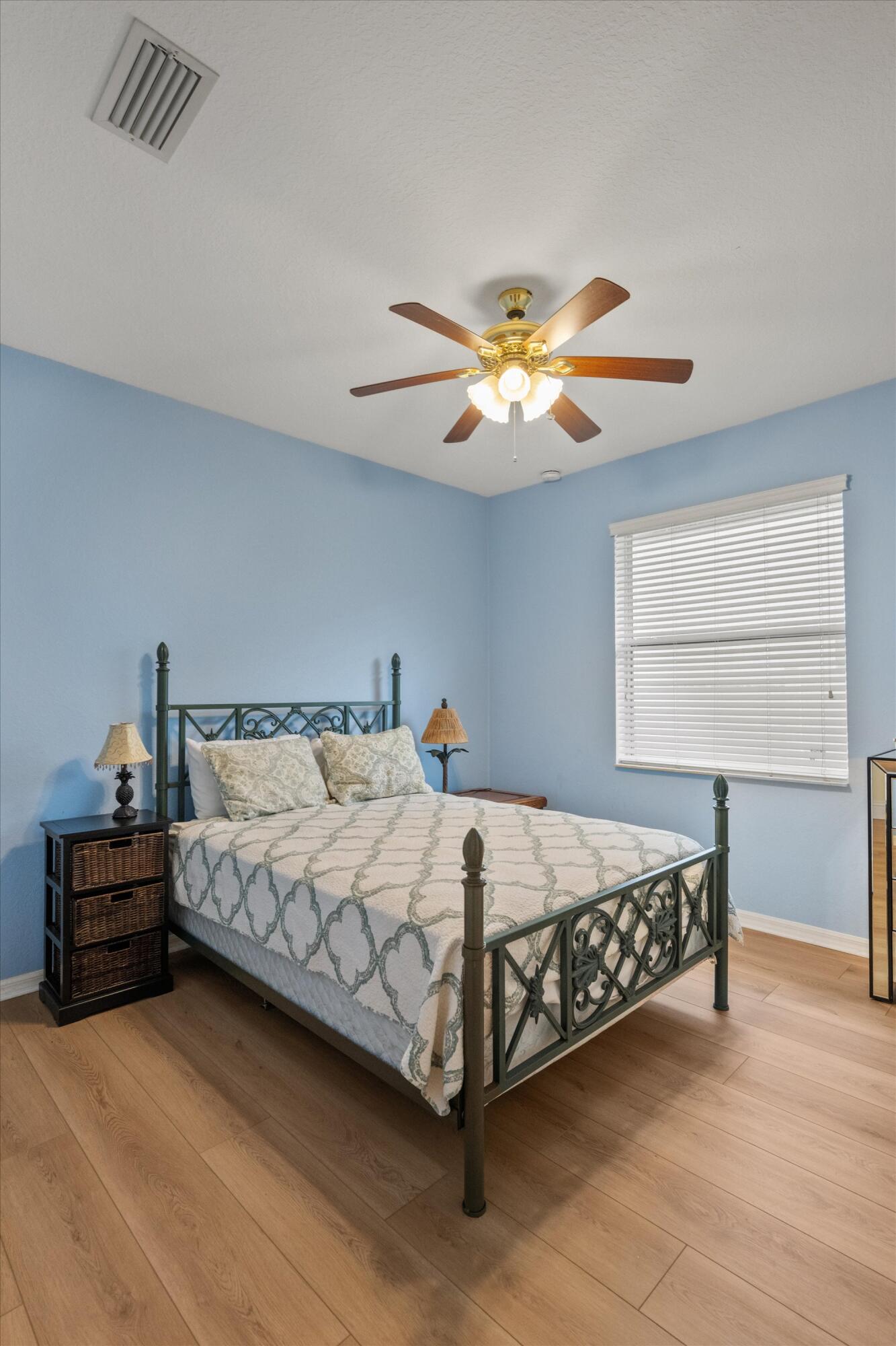 2981 Dovedale Court E Property Photo 27
