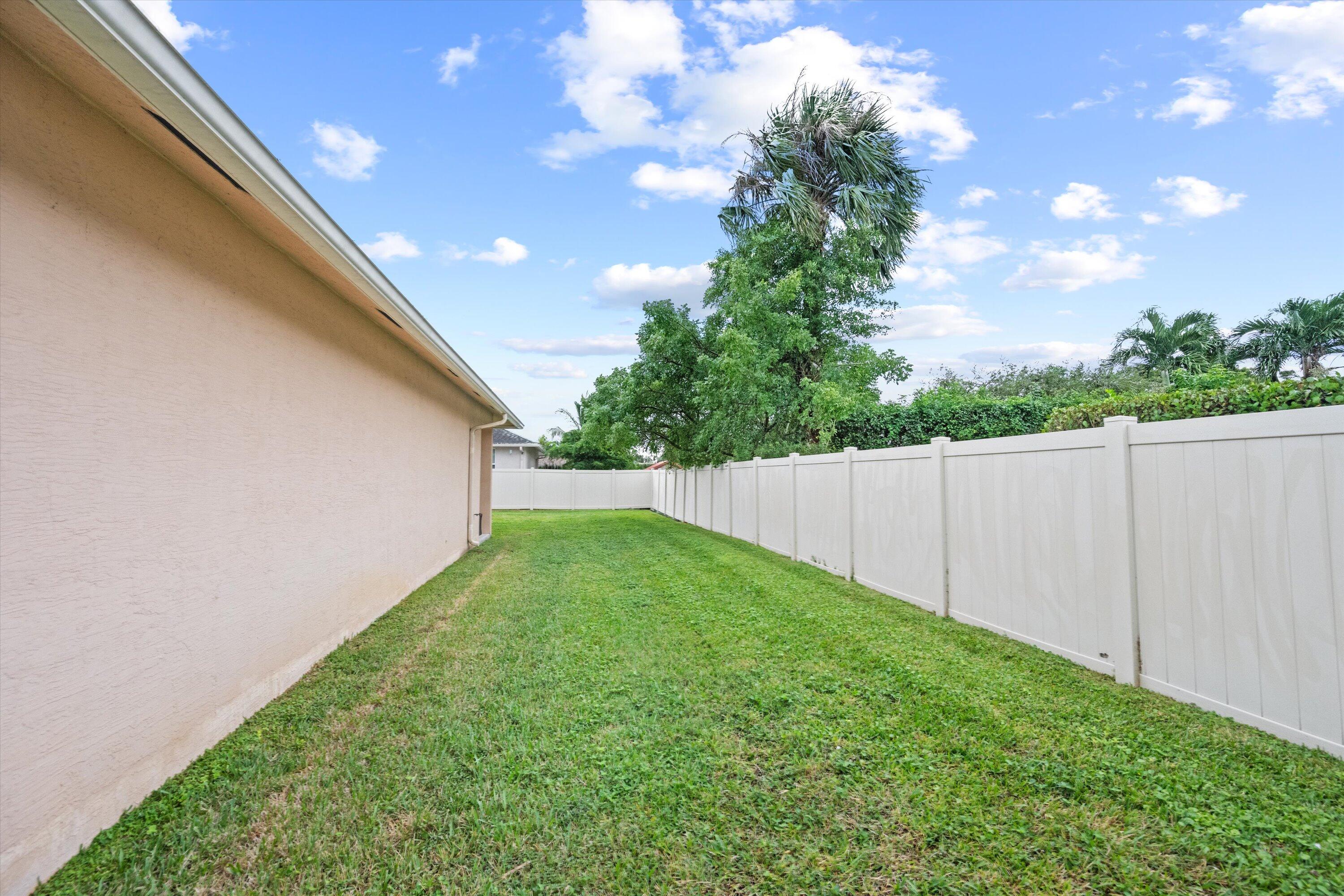 2981 Dovedale Court E Property Photo 33